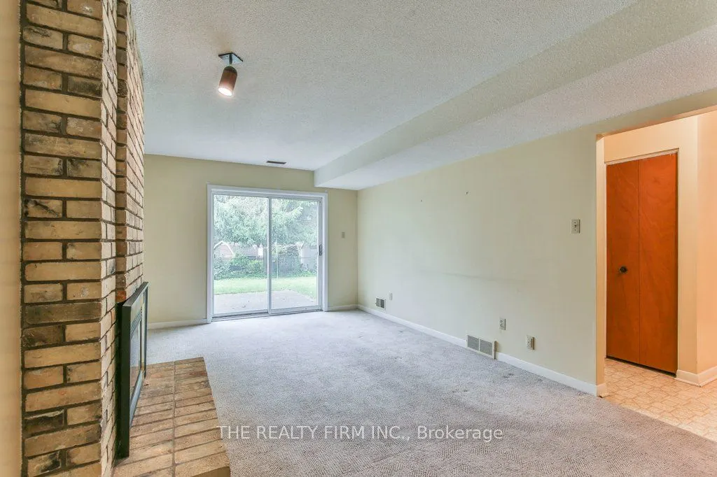 579 Boler Road
