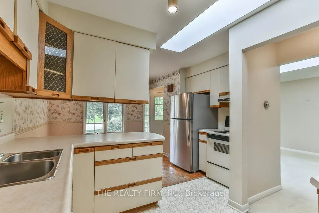 579 Boler Road
