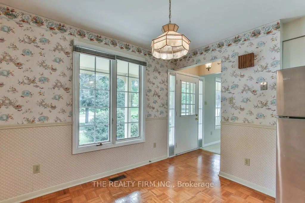 579 Boler Road