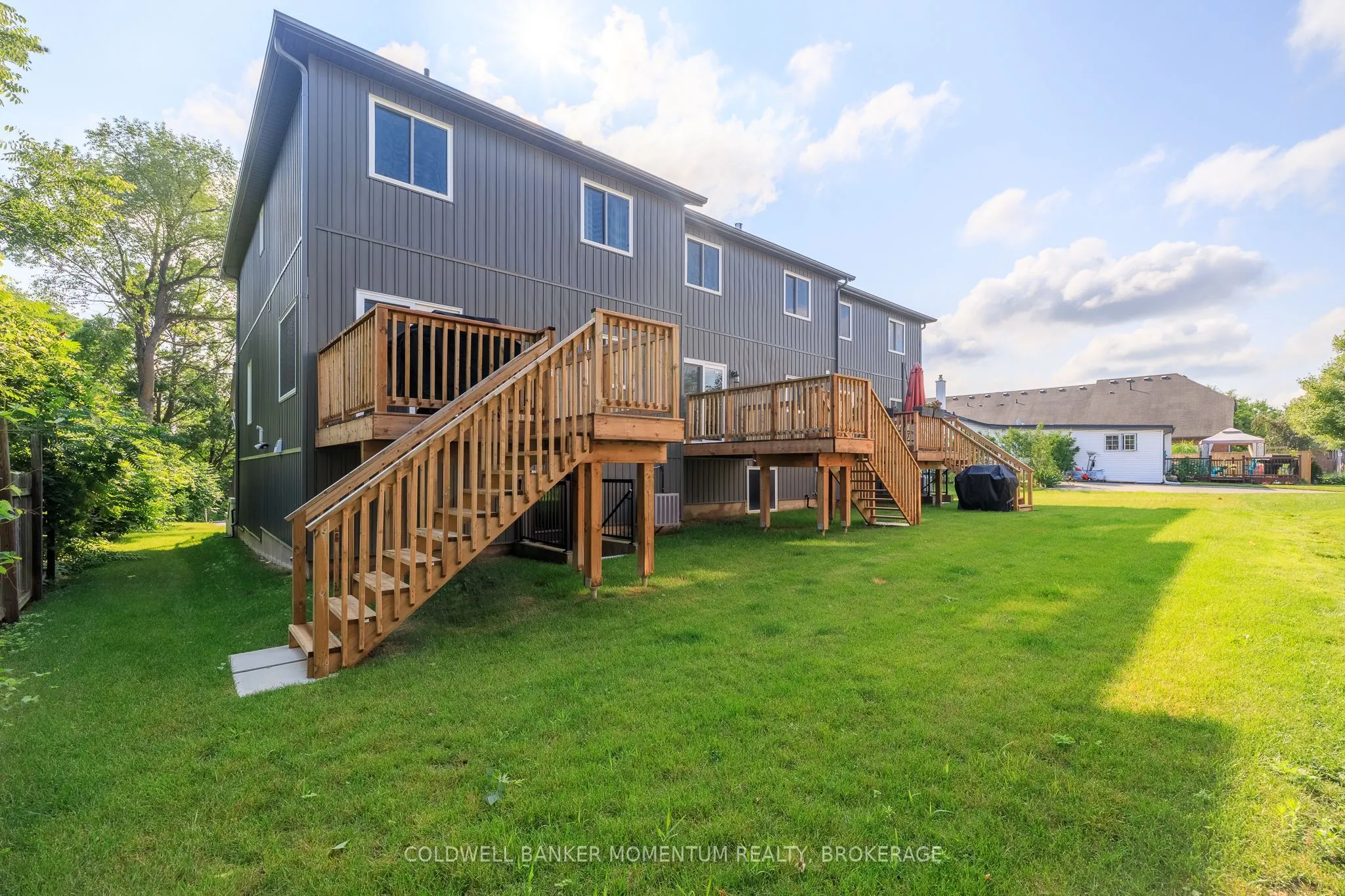 153 B MOFFATT Street #B