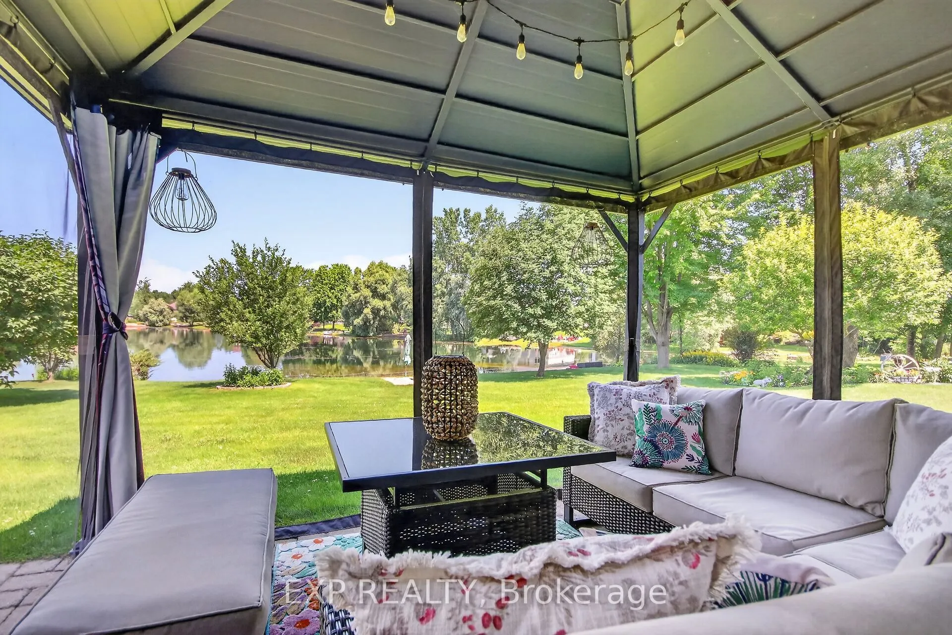 6715 Suncrest Drive