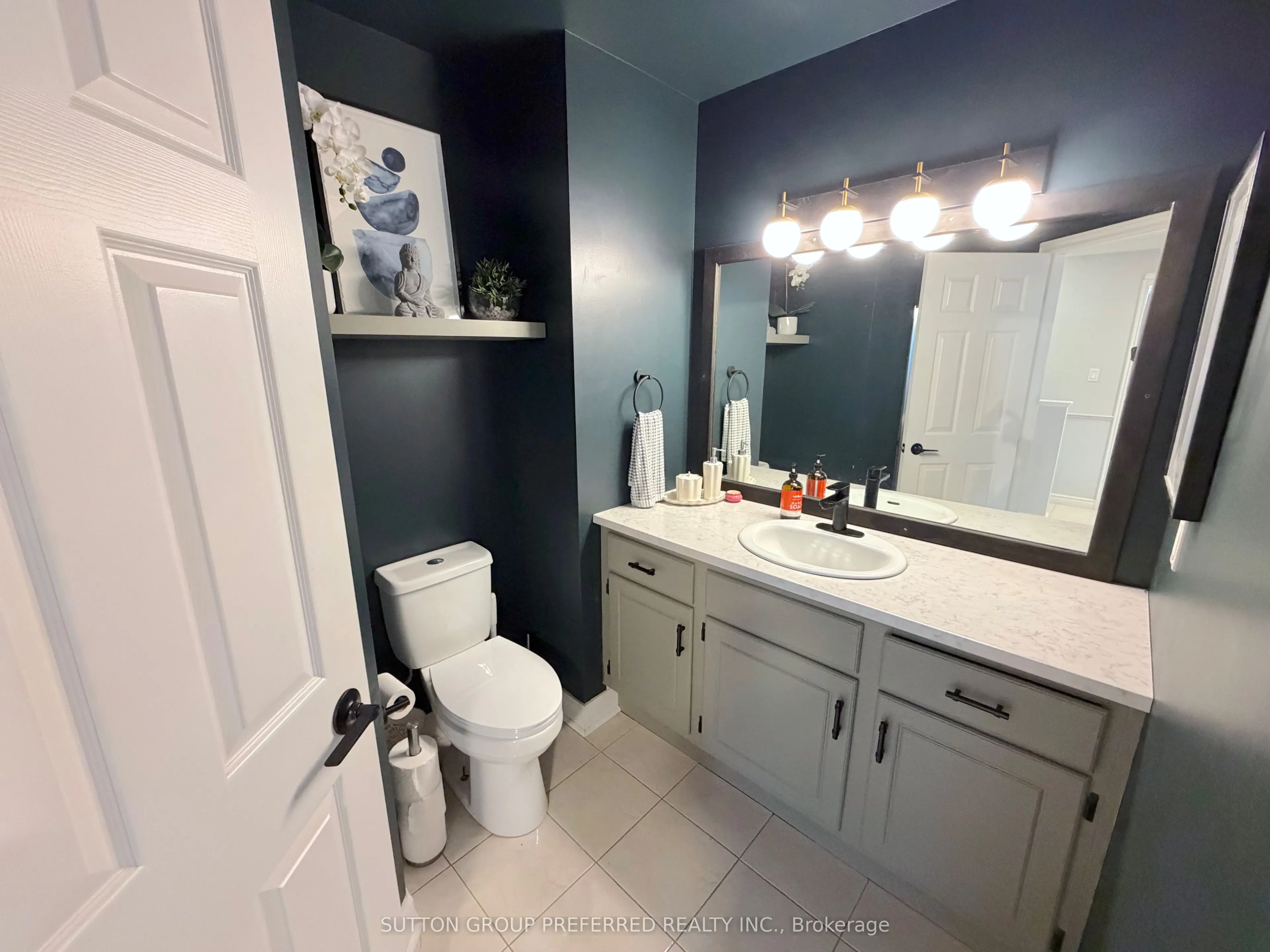 163 Pine Valley Drive #4
