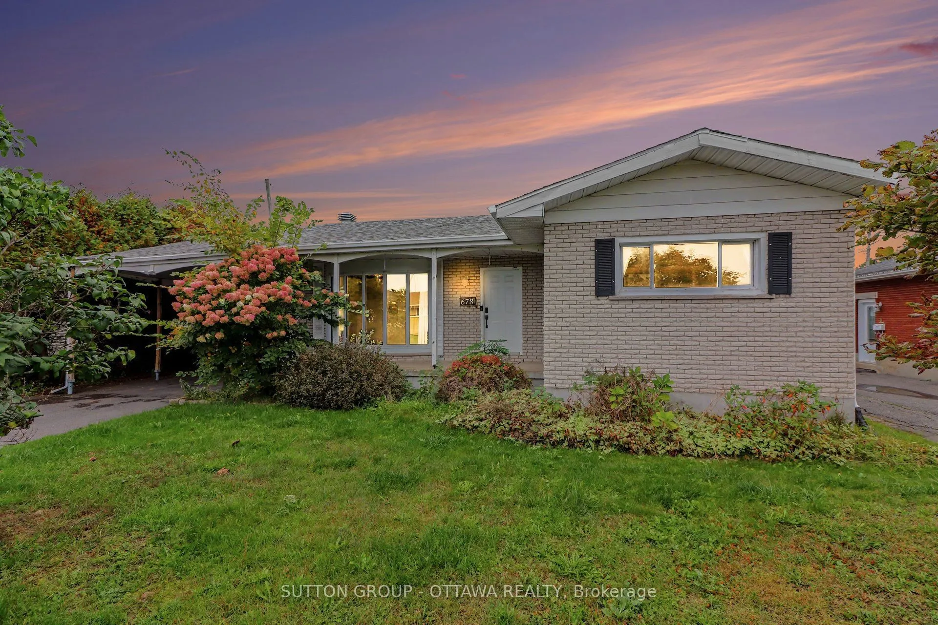 678 Rejane Crescent