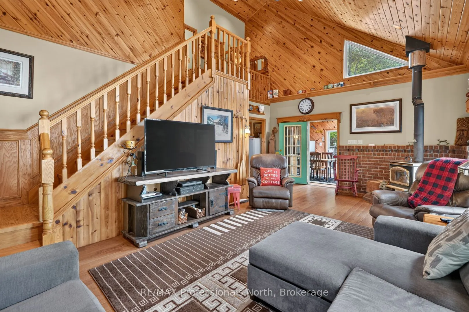 1102 Parallel Falls Lane