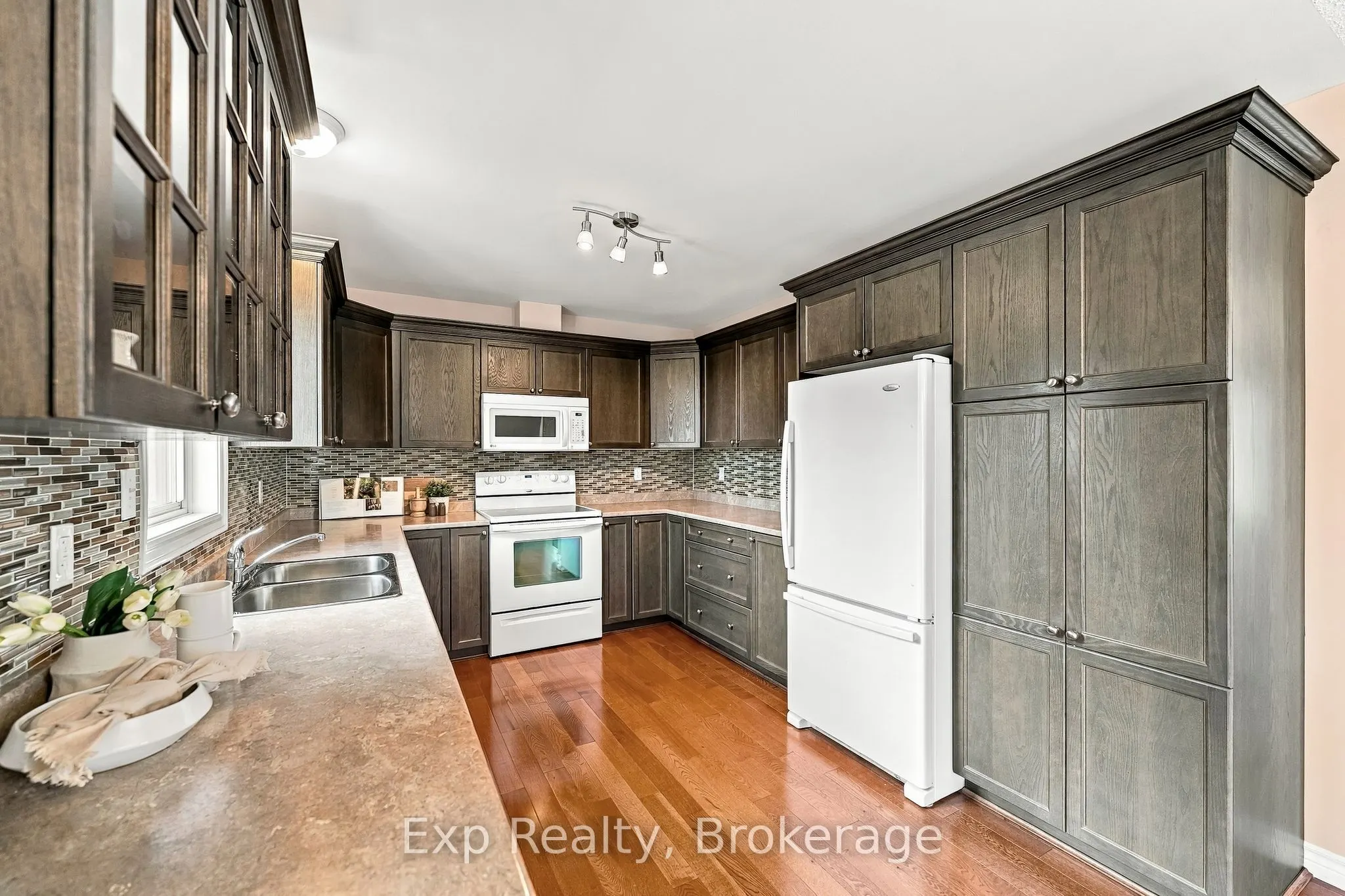 1266 Ashland Drive
