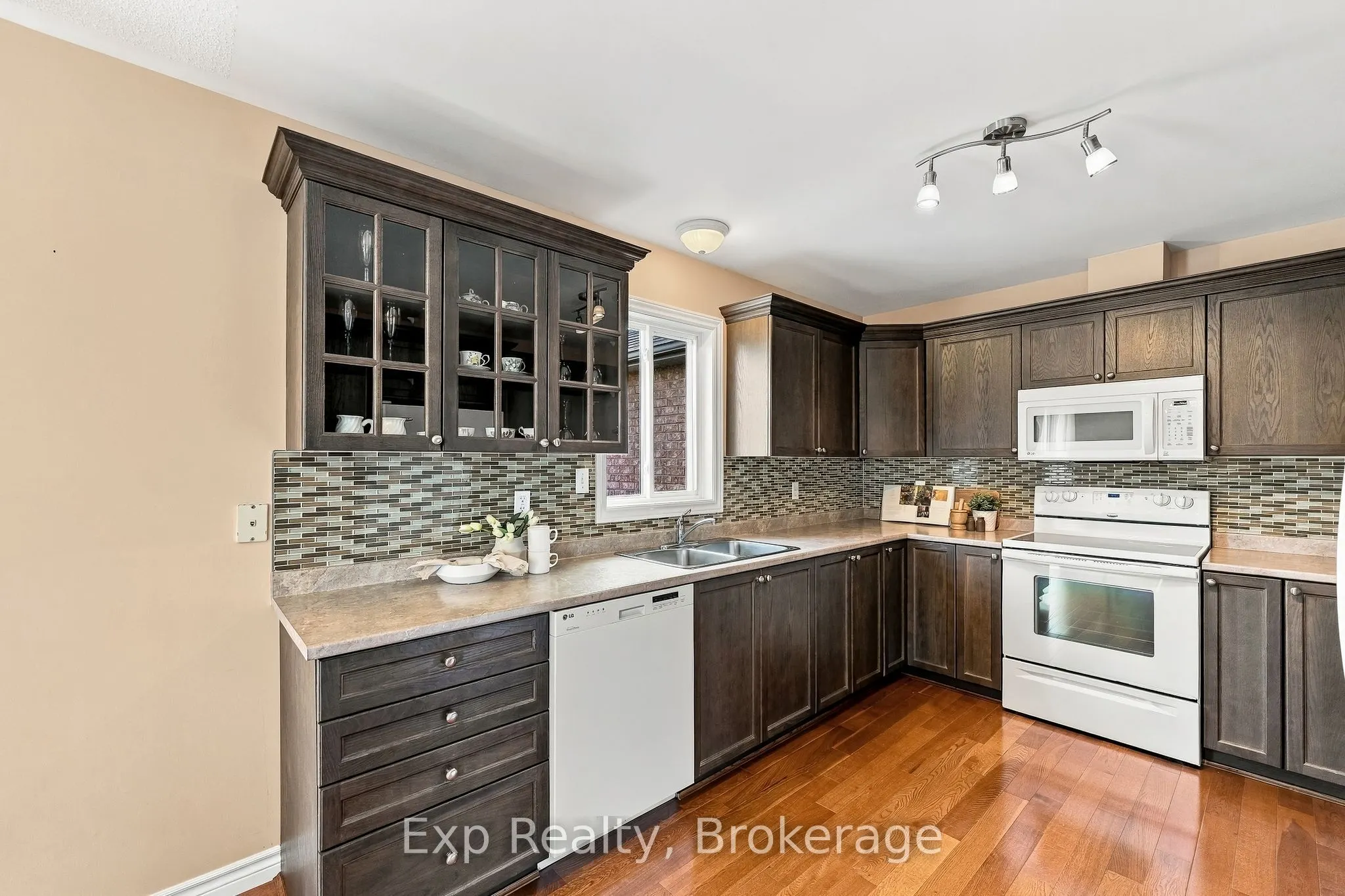 1266 Ashland Drive