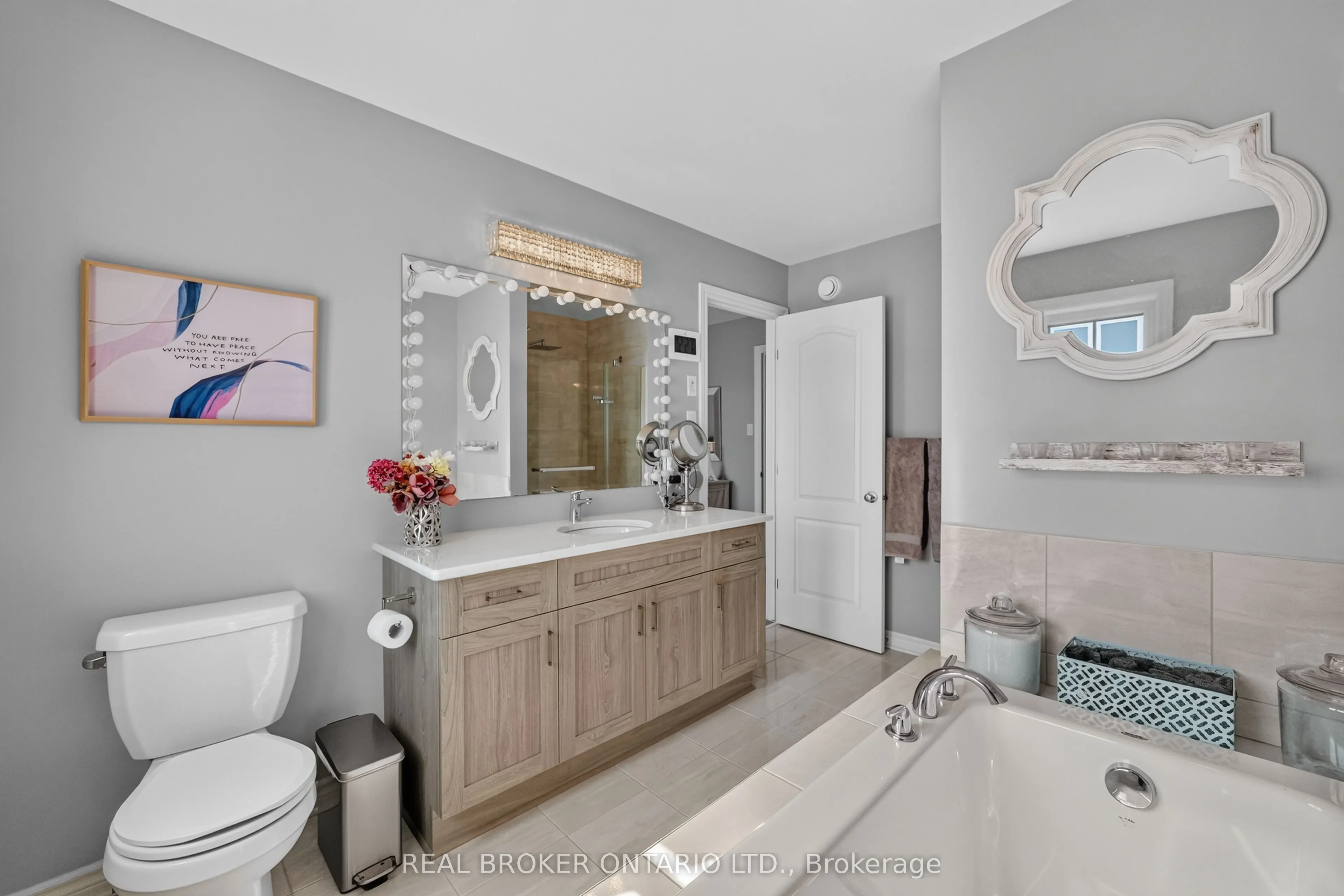609 Egret Way