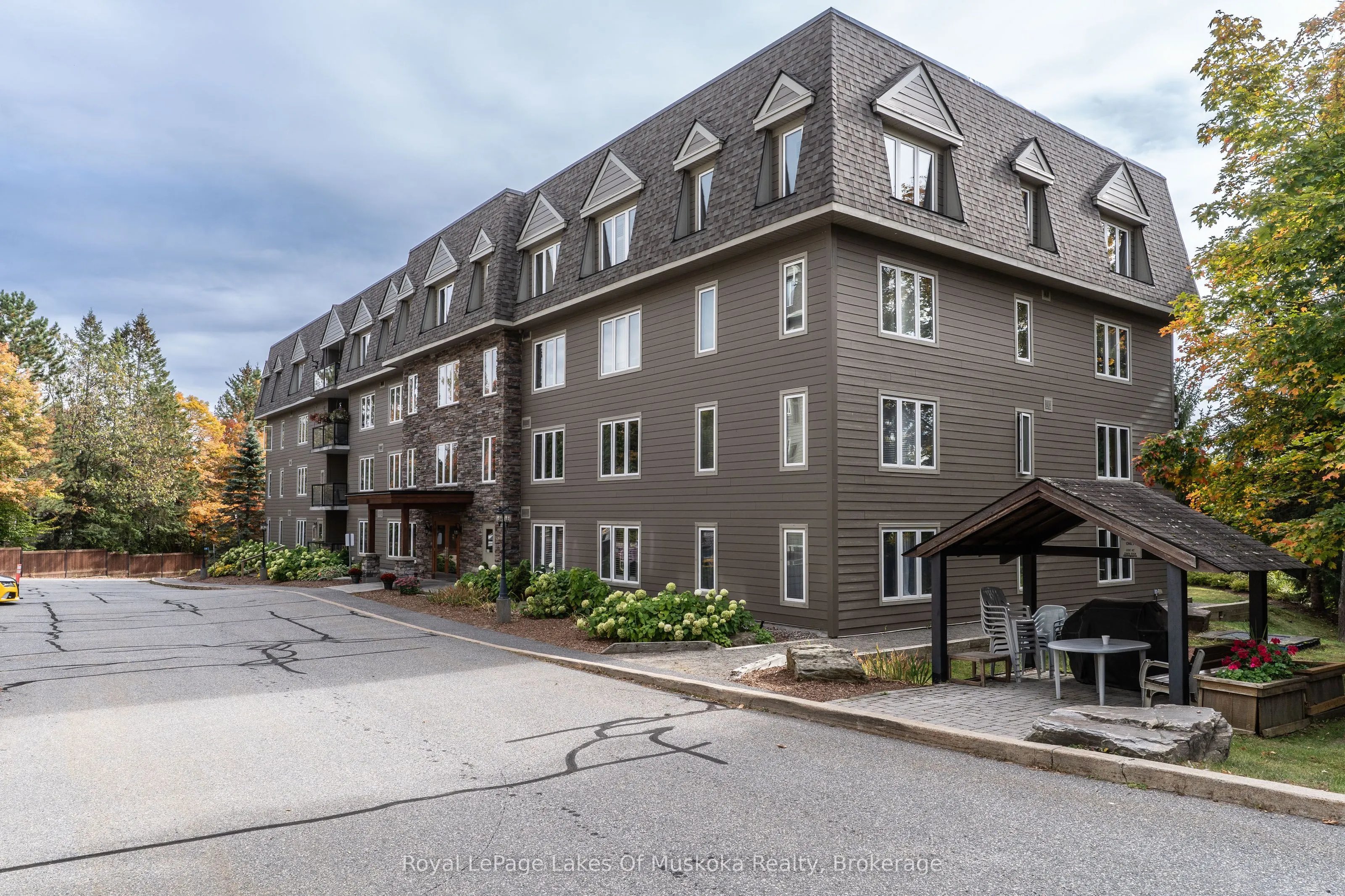 24 Dairy Lane #403