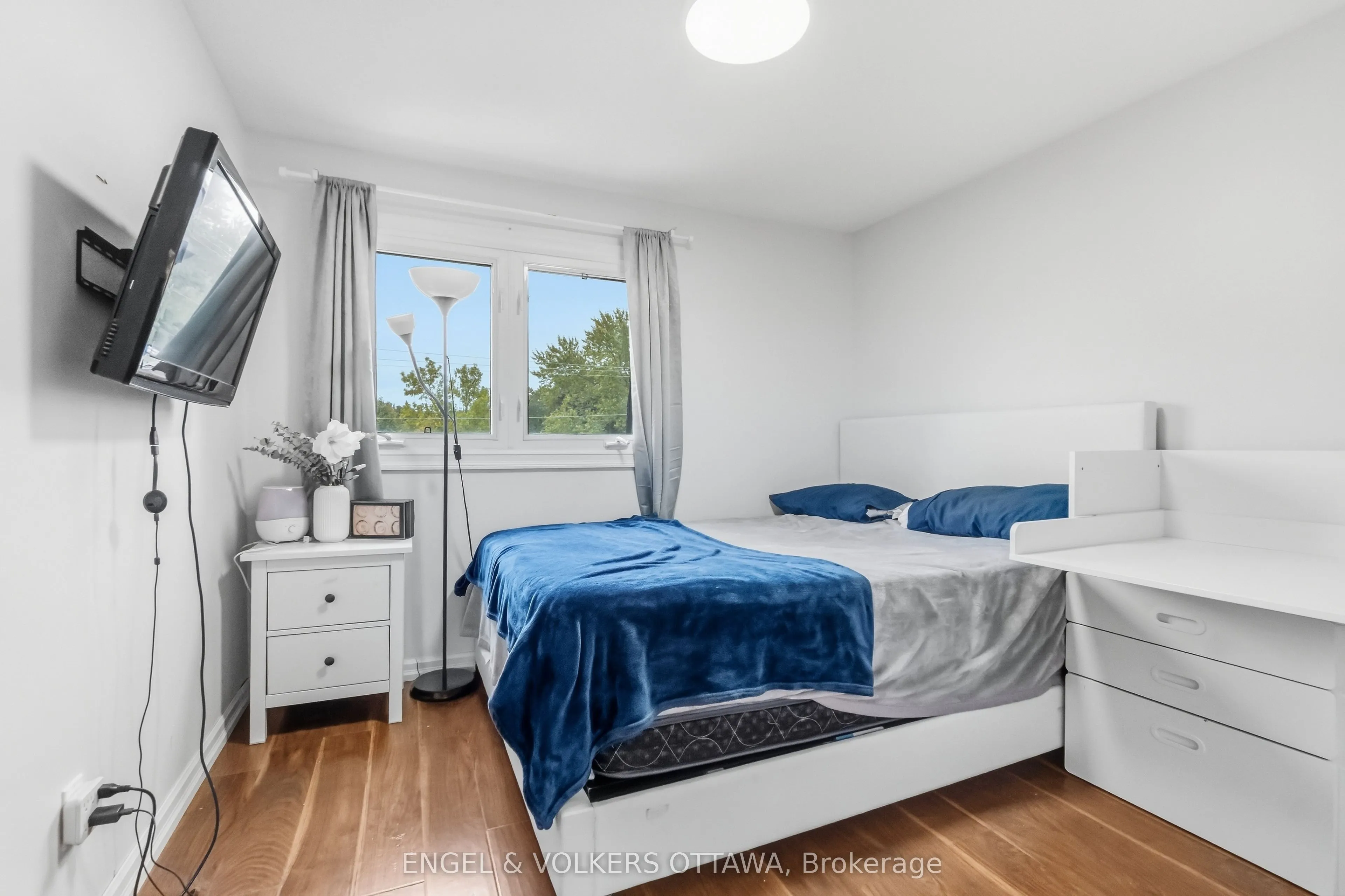 2 Bertona Street #18