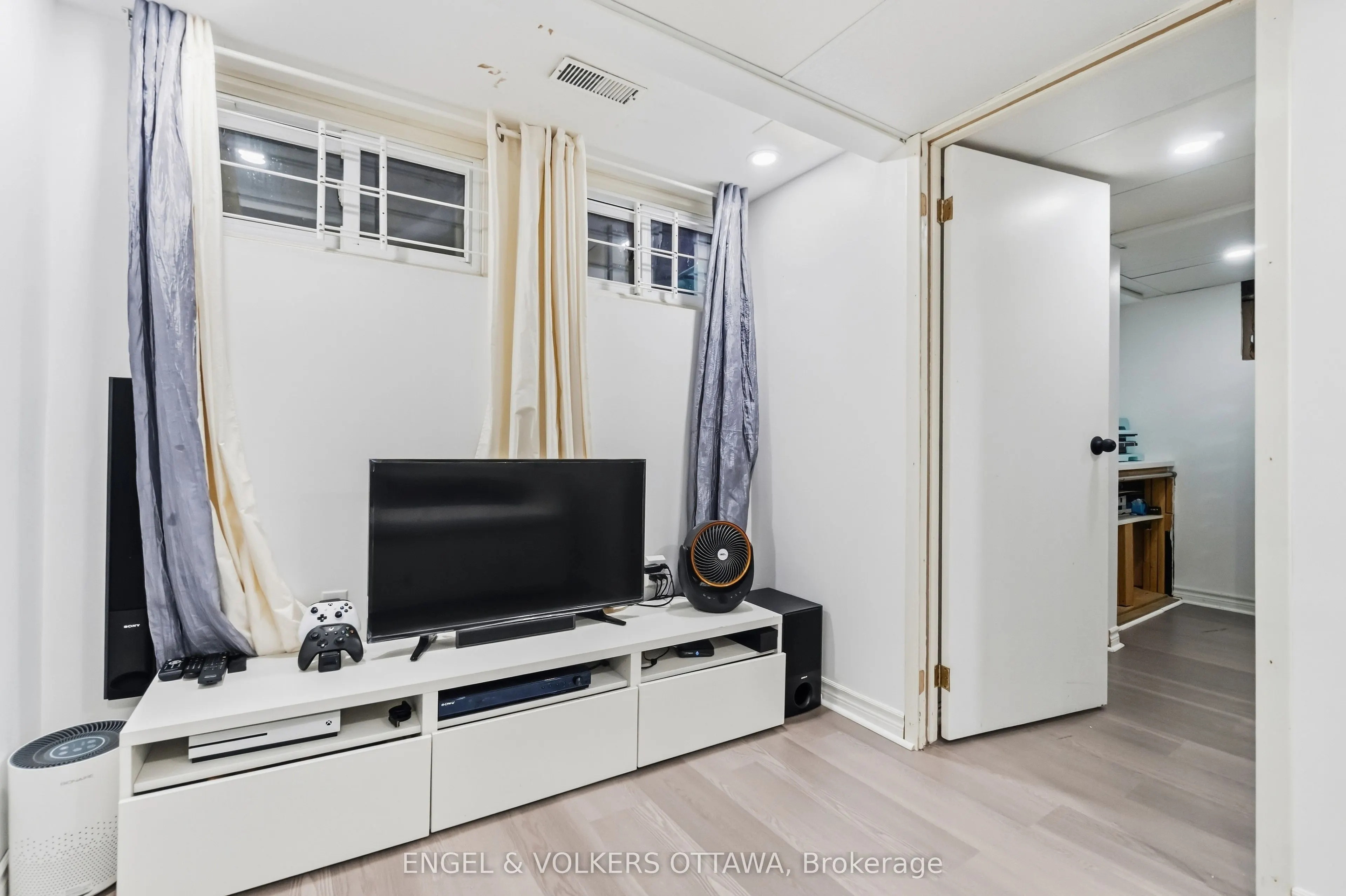 2 Bertona Street #18