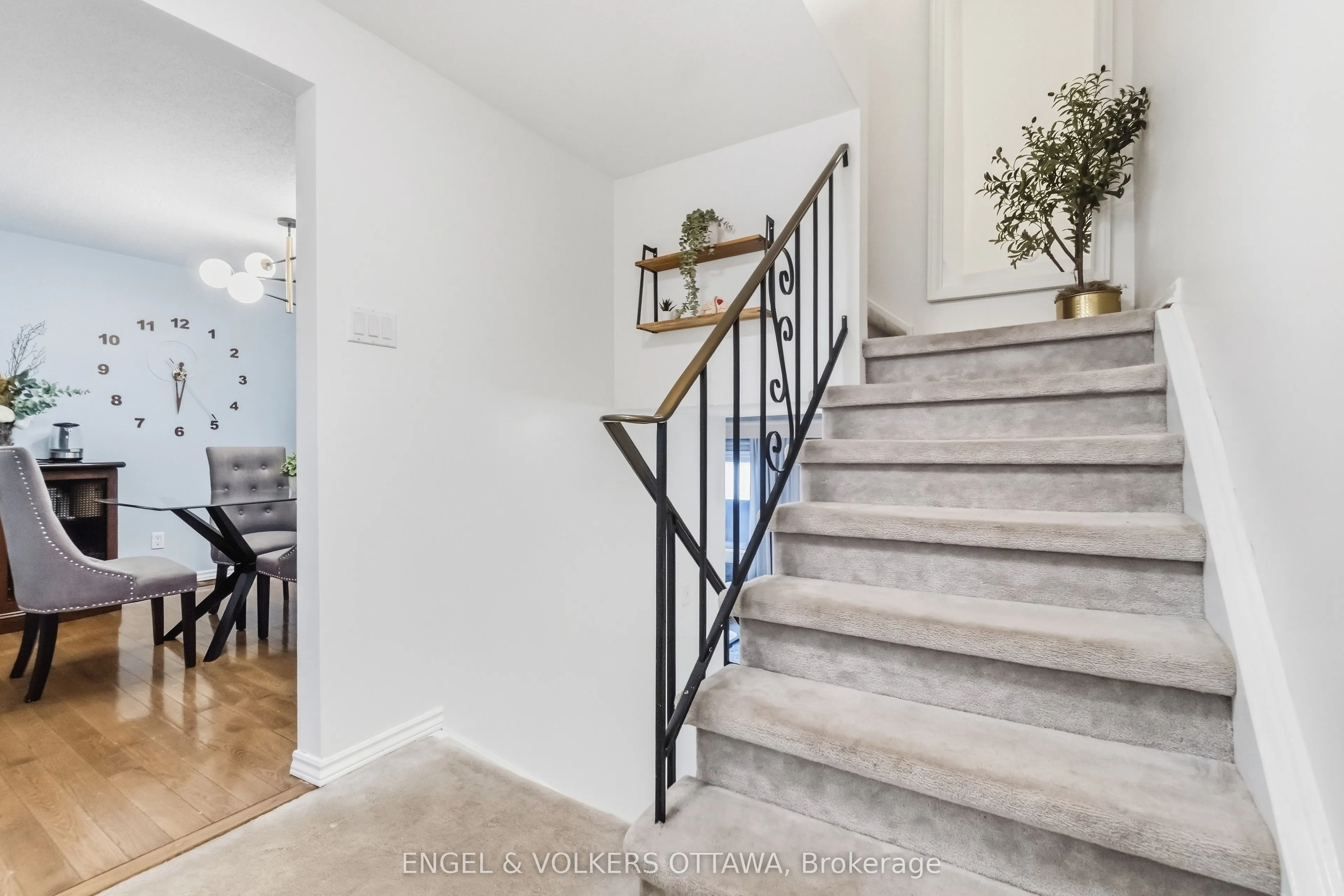 2 Bertona Street #18
