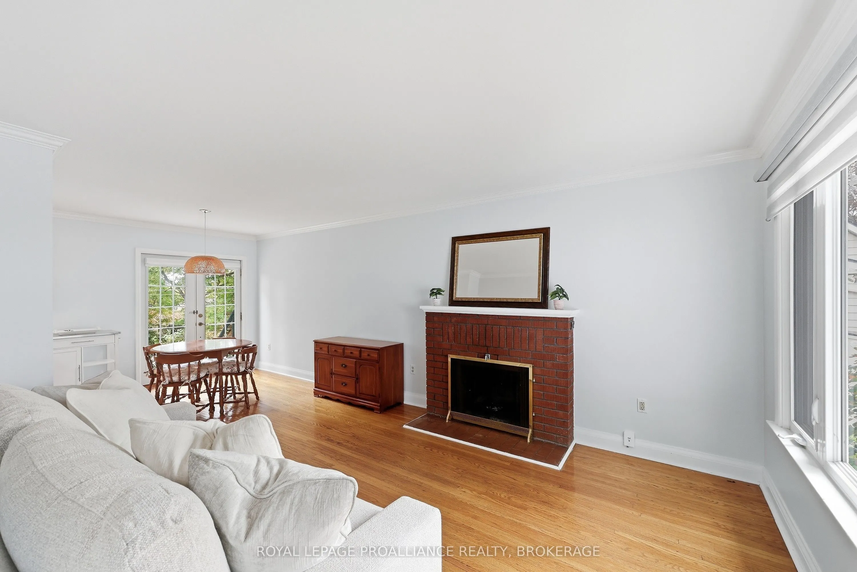 151 Hawthorne Avenue