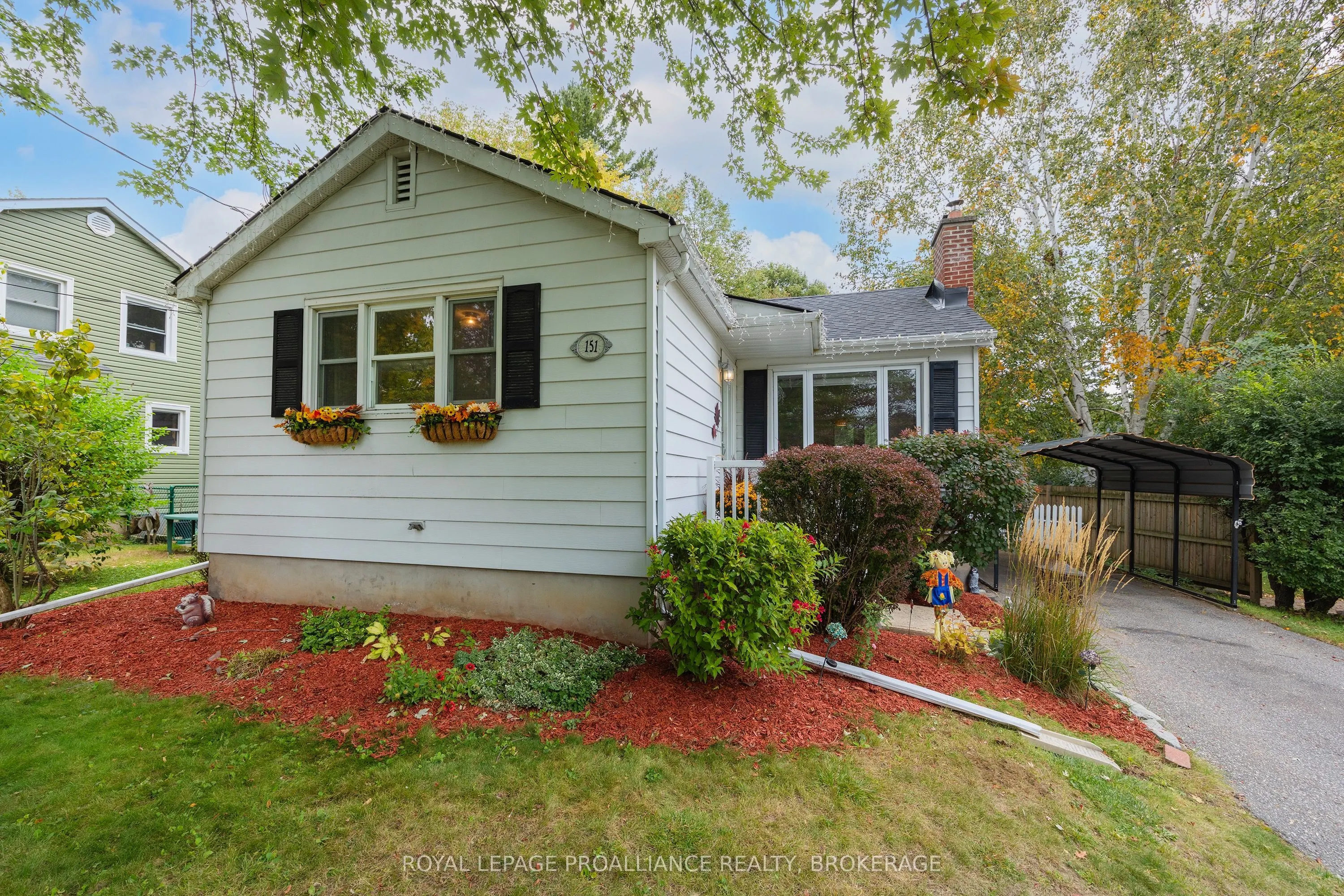 151 Hawthorne Avenue