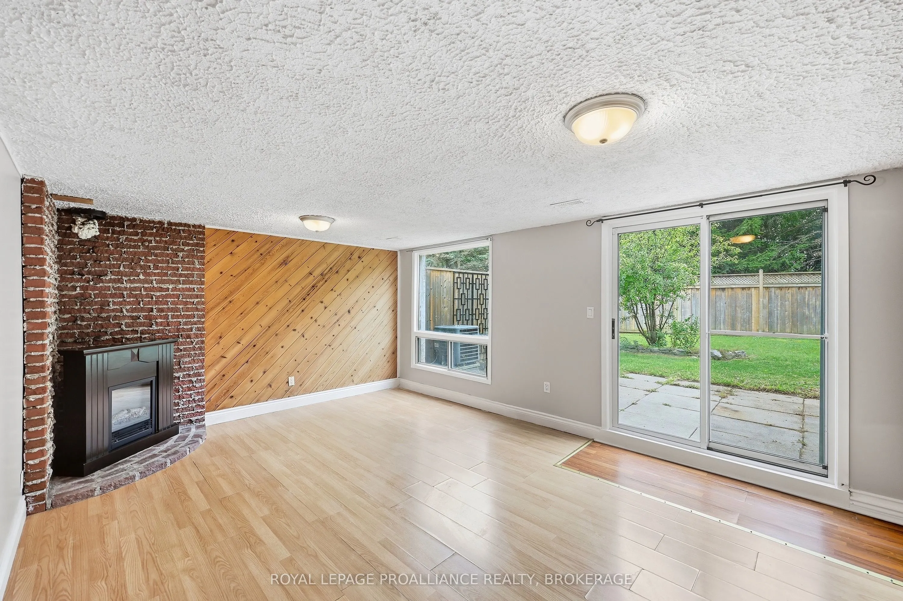 973 Oakview Avenue #61