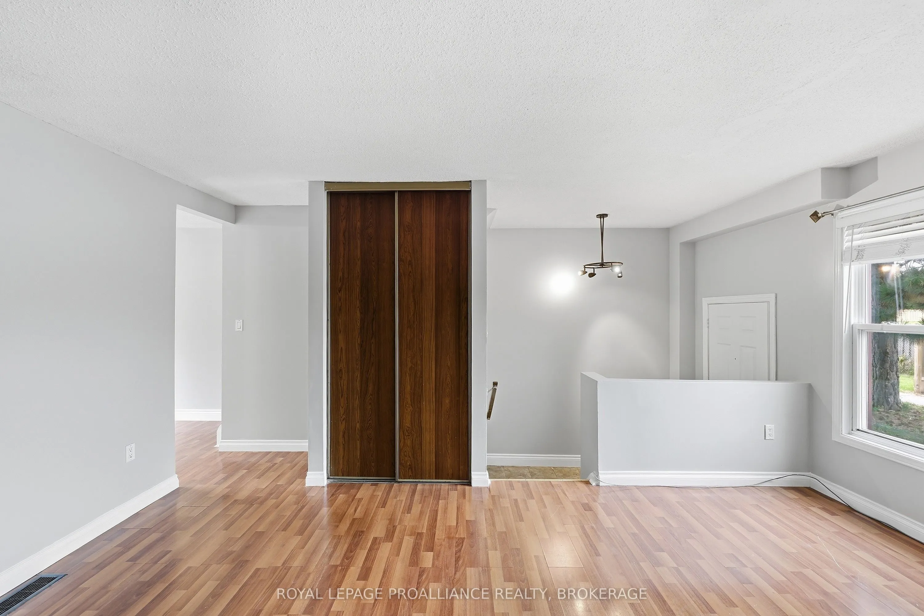 973 Oakview Avenue #61