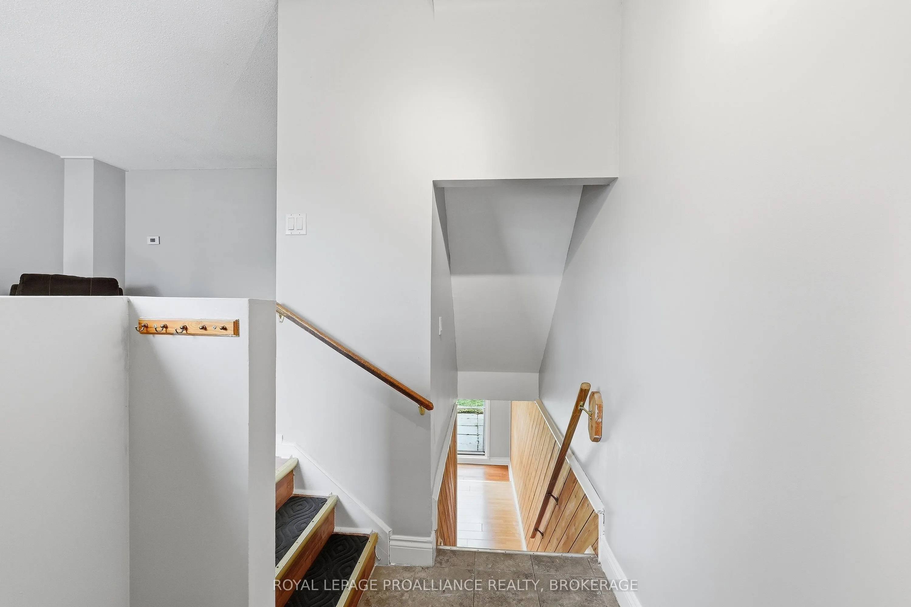 973 Oakview Avenue #61