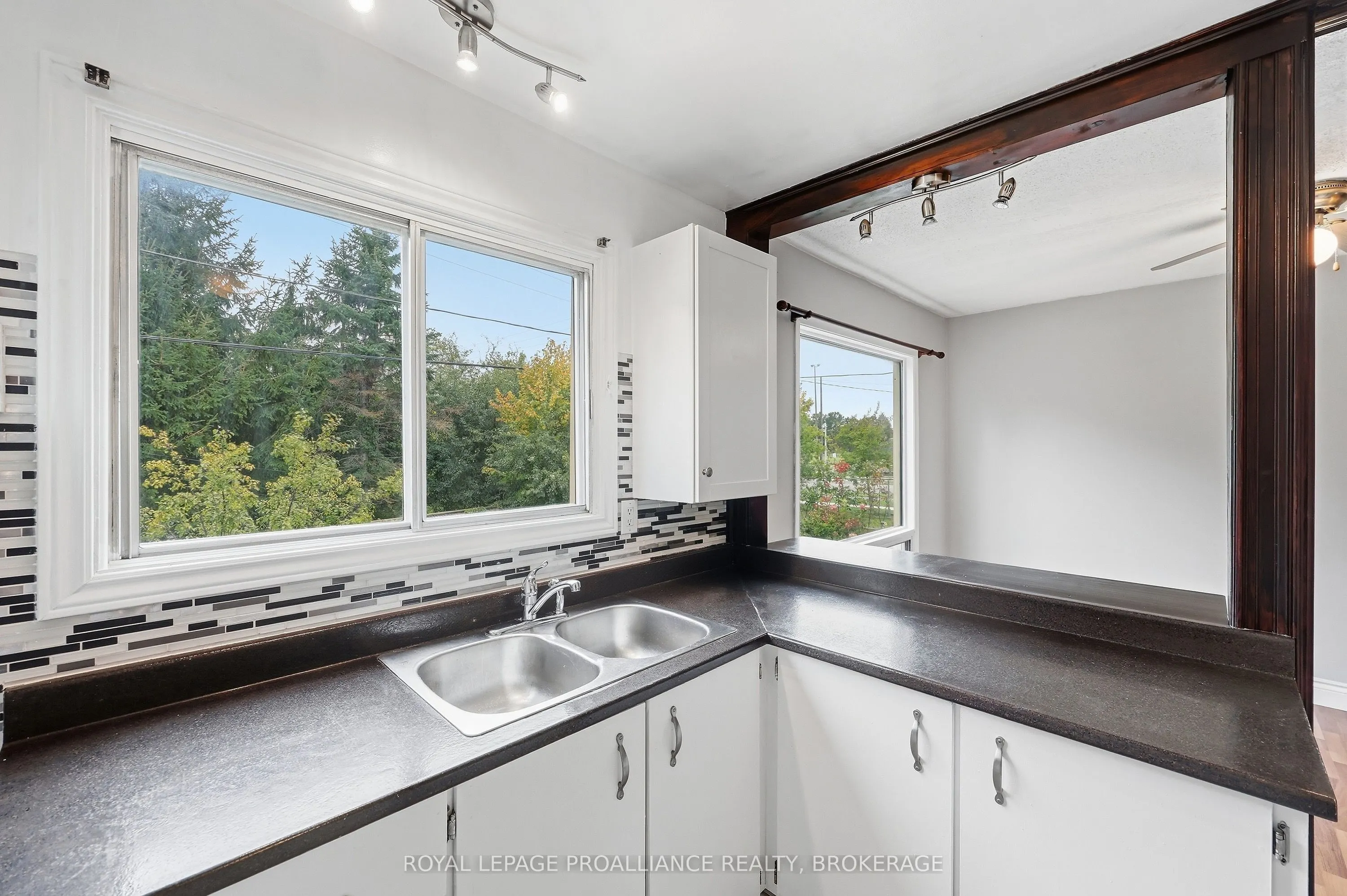 973 Oakview Avenue #61