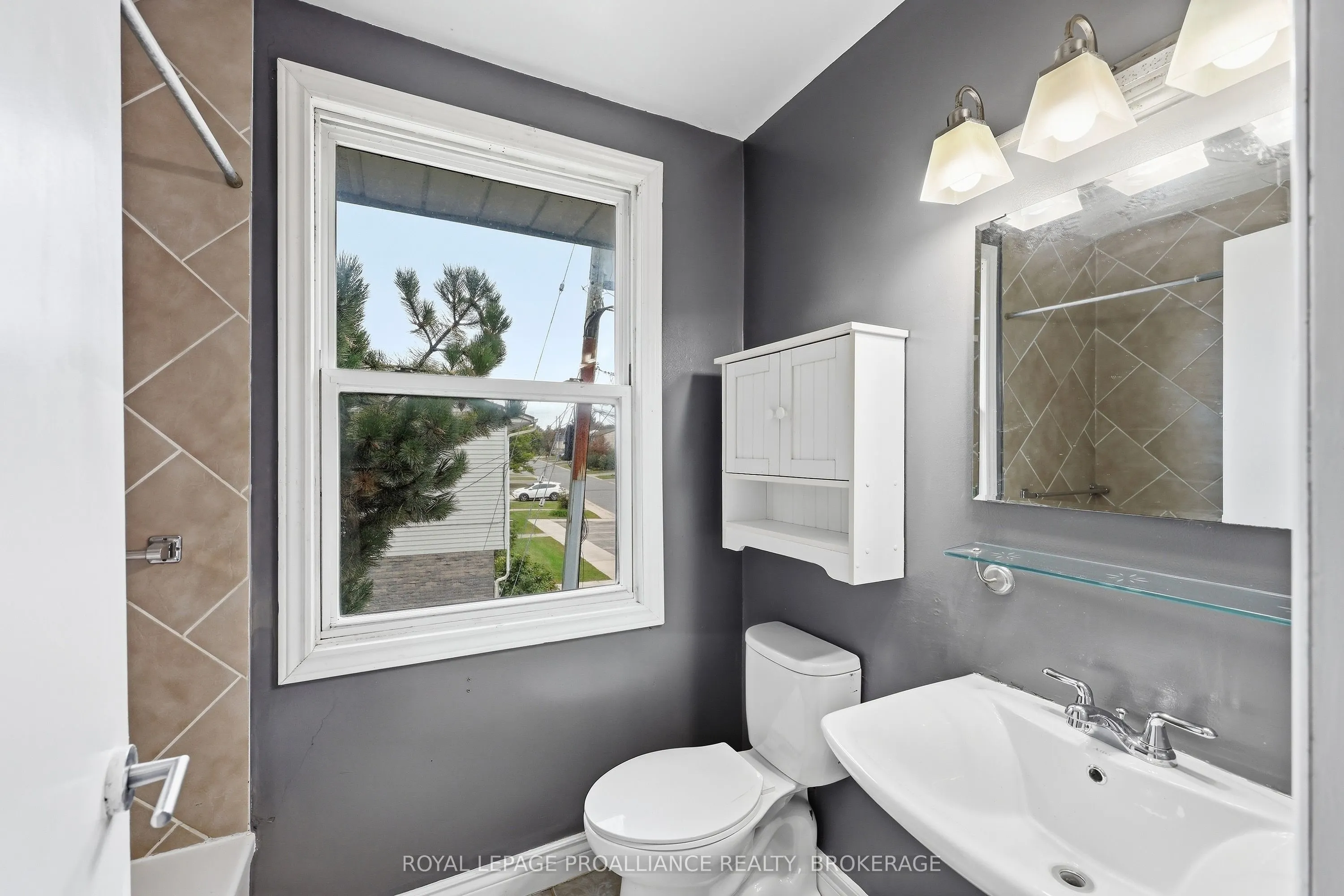 973 Oakview Avenue #61