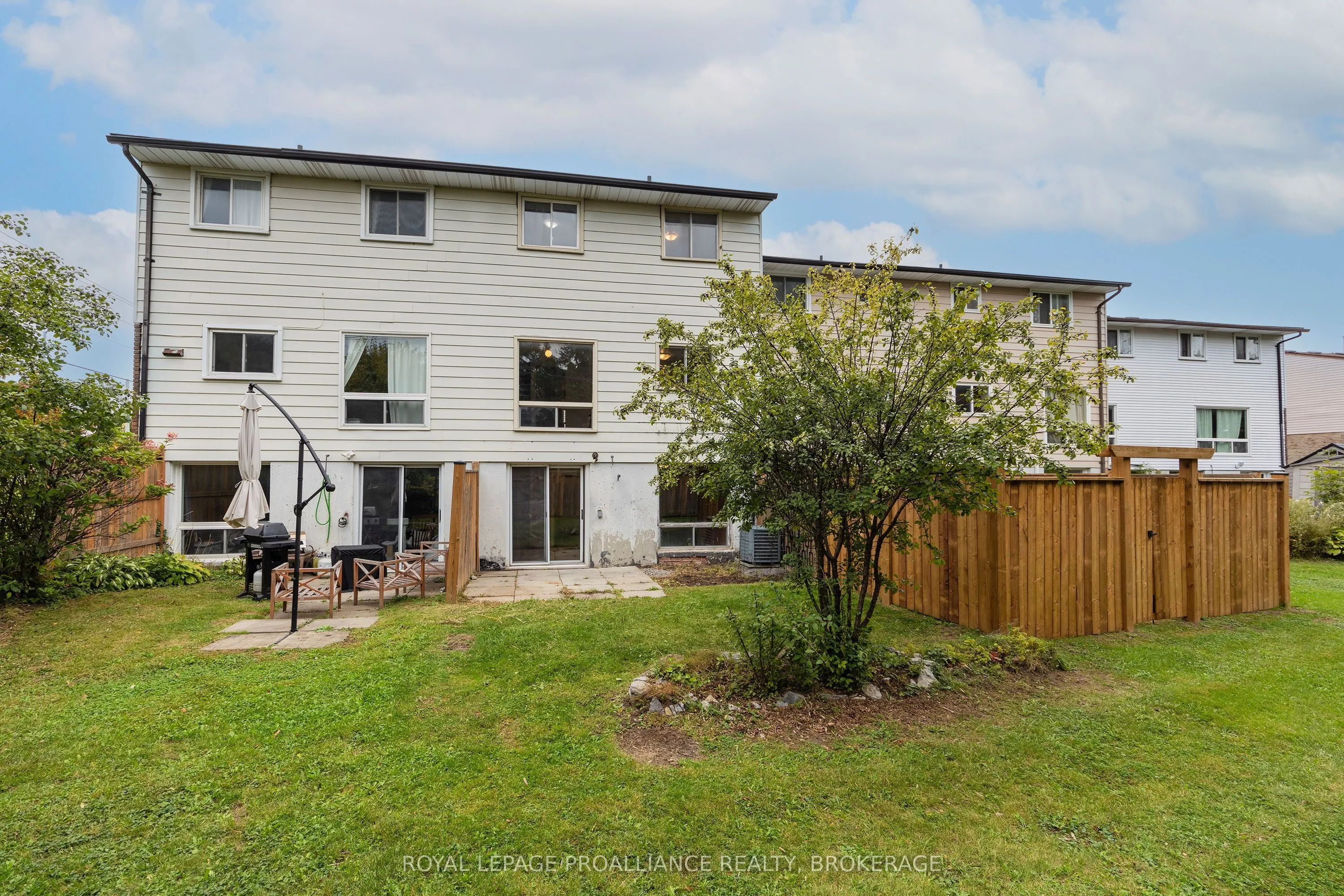 973 Oakview Avenue #61