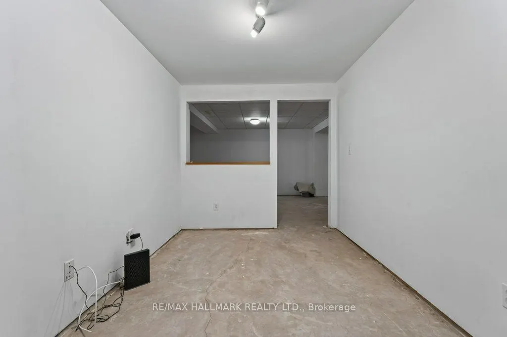99 Linwell Road #17