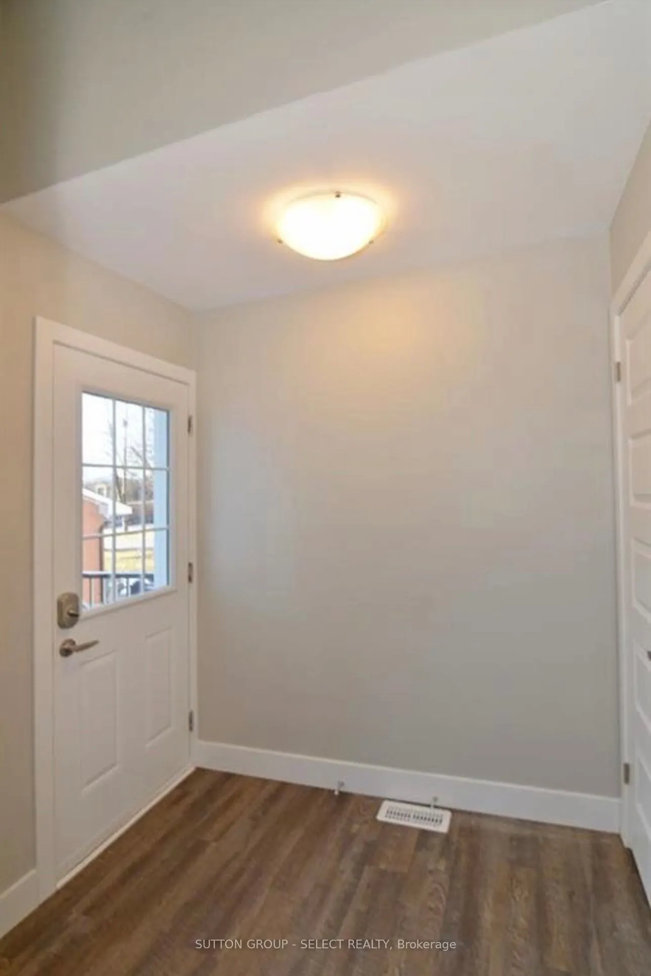 103 Westbury Avenue