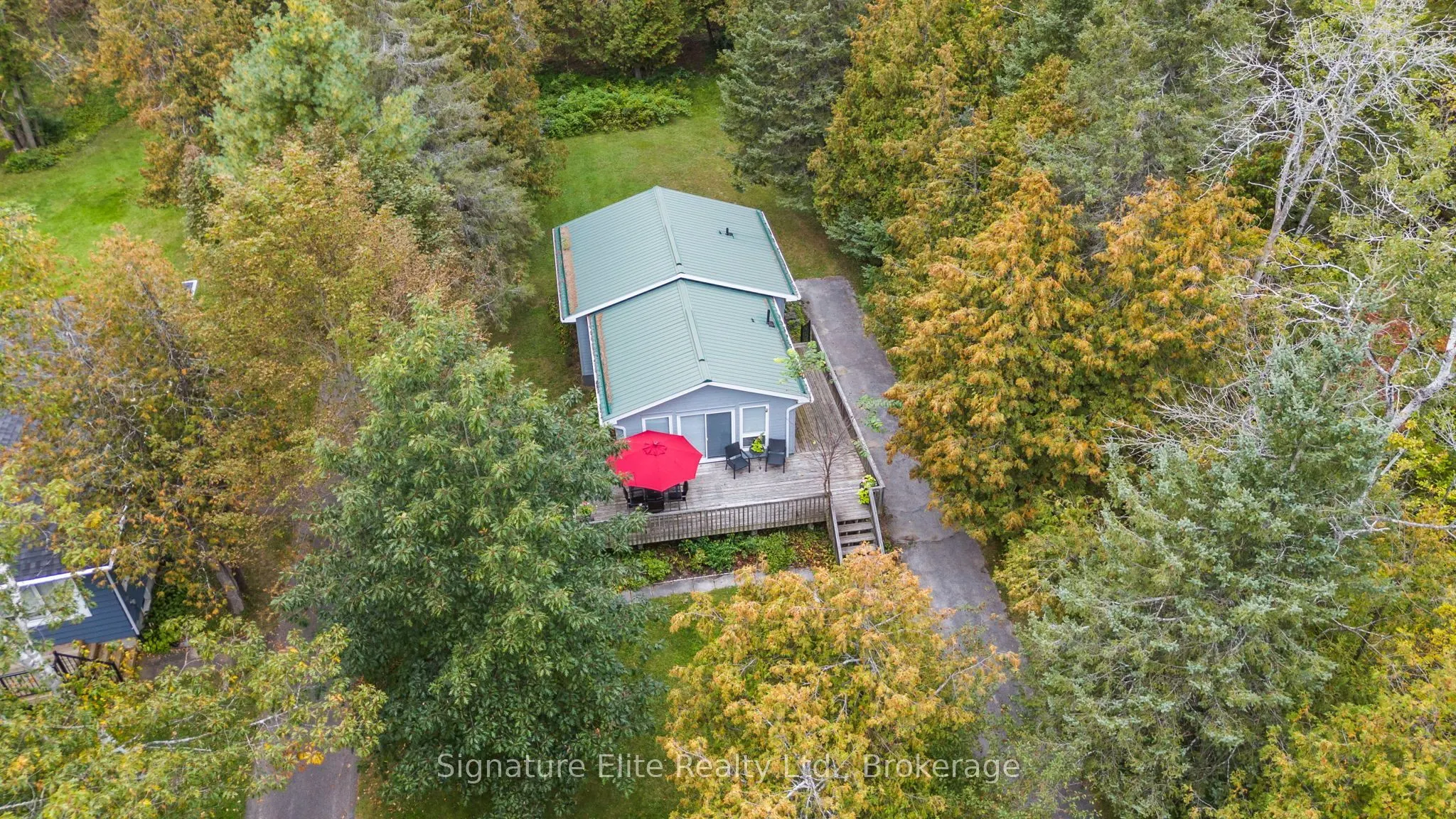 985 North Bay Drive