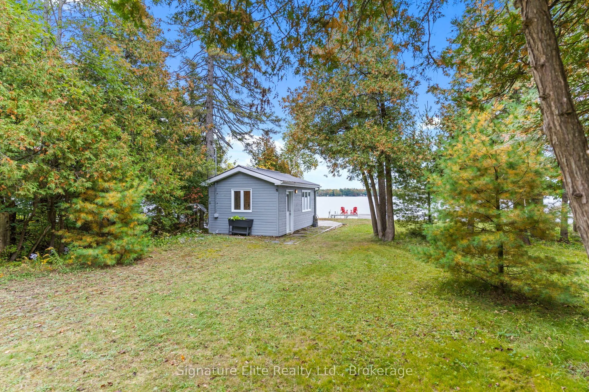 985 North Bay Drive