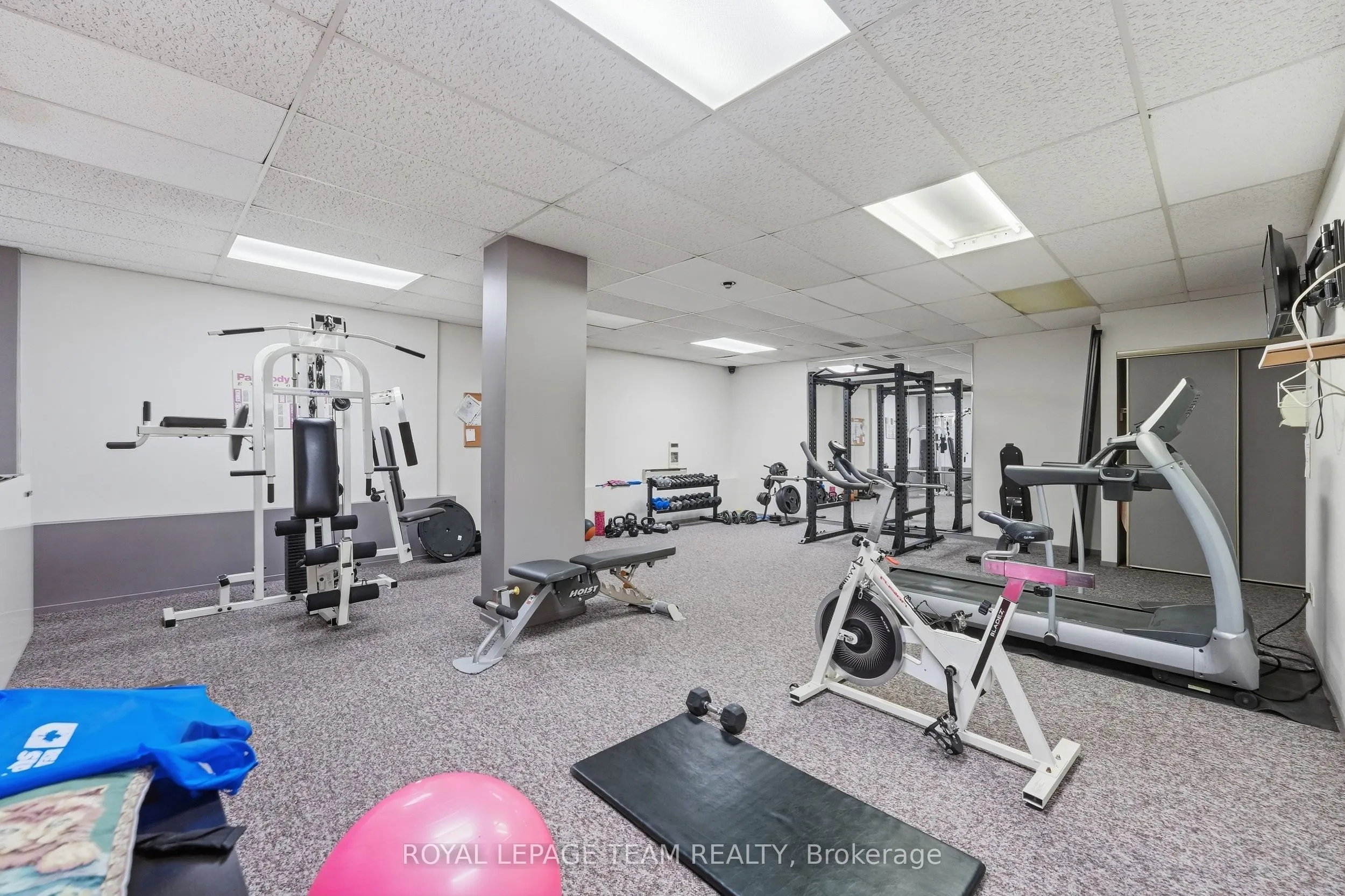 110 Forward Avenue #304