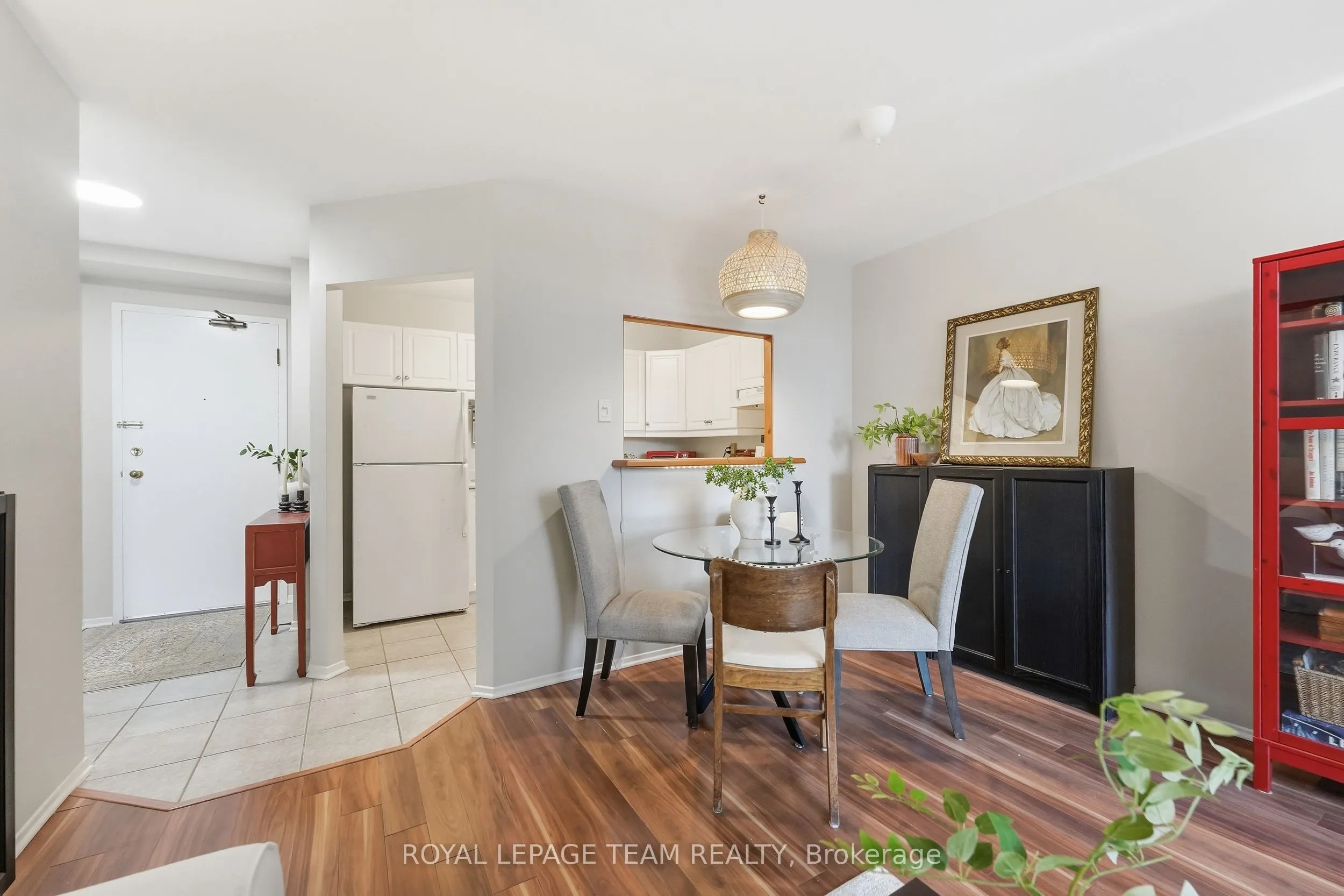110 Forward Avenue #304