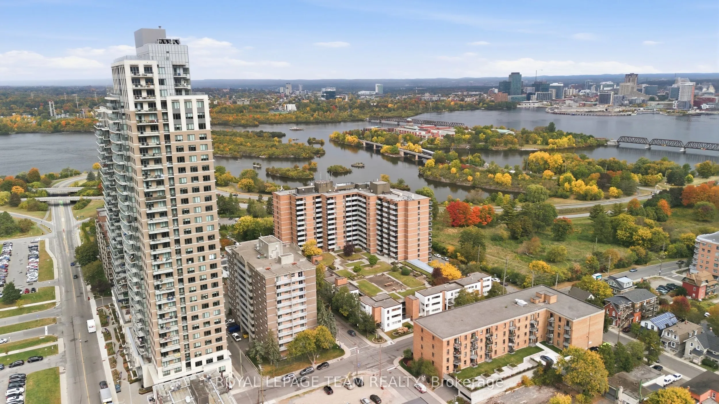 110 Forward Avenue #304