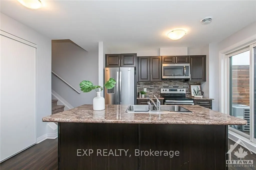 444 VIA VERONA Avenue #B