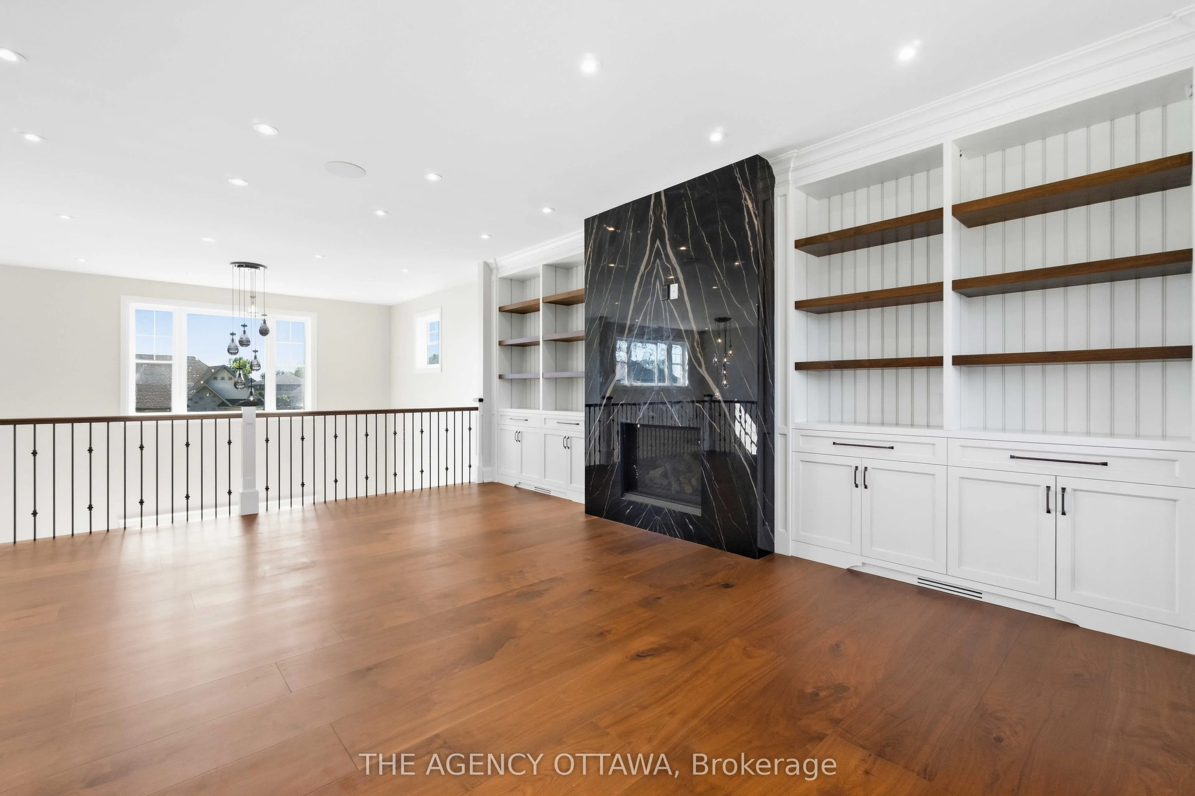 432 Ashbee Court