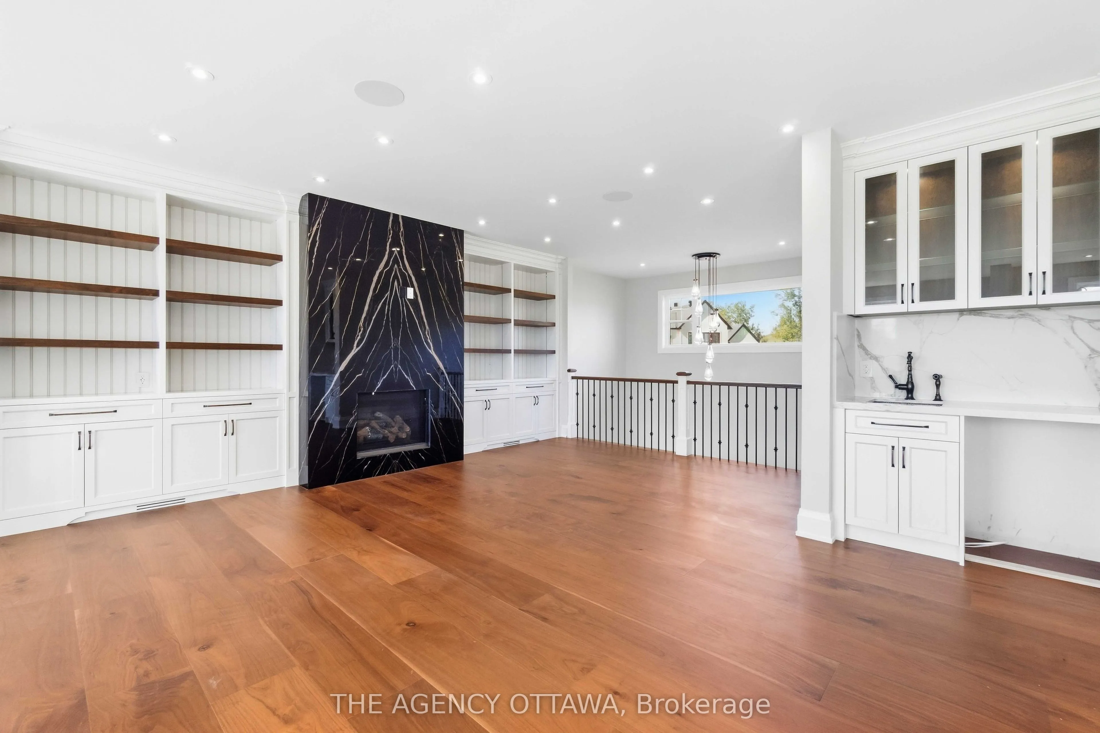 432 Ashbee Court