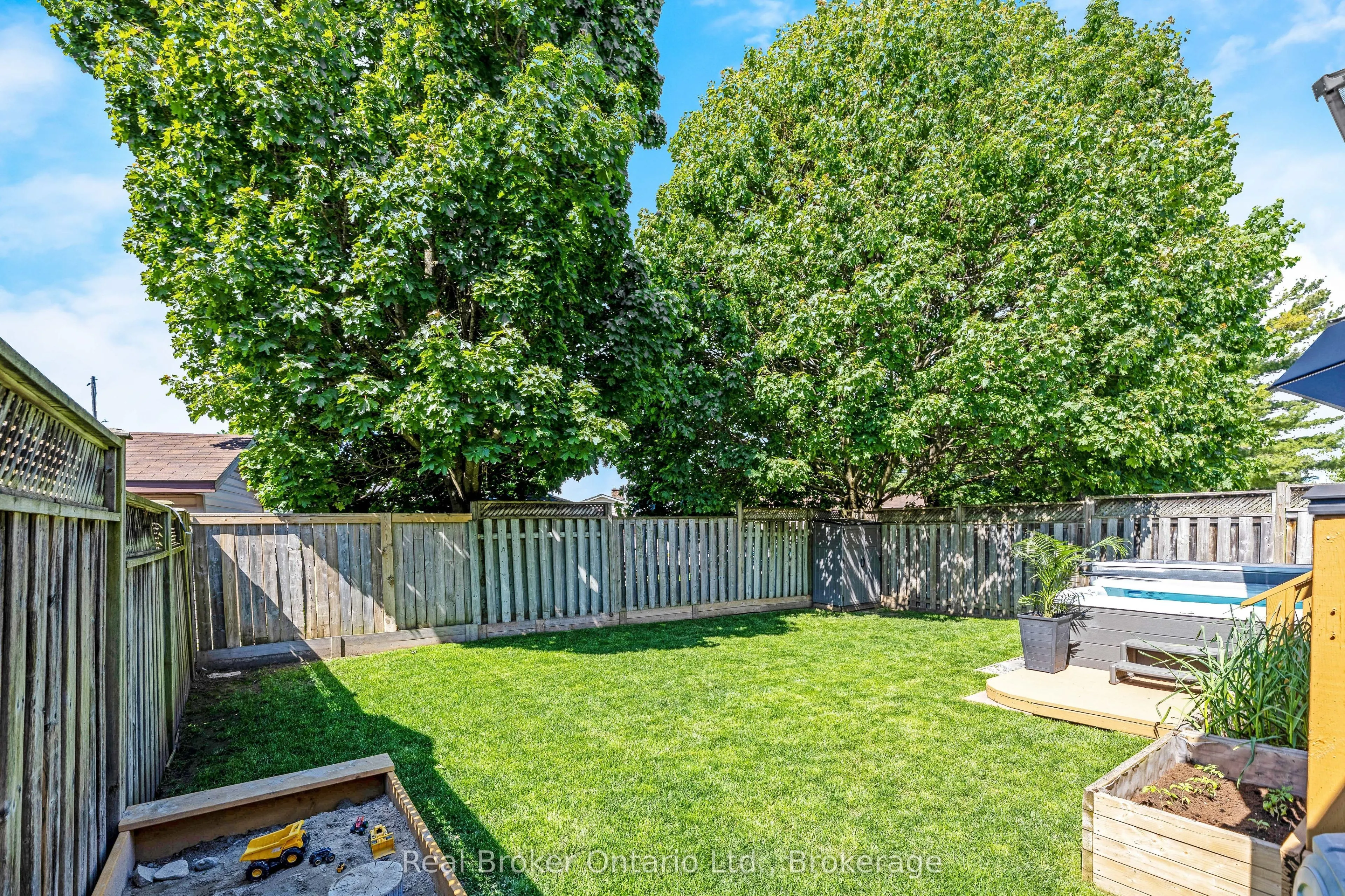 22 ATTO Drive