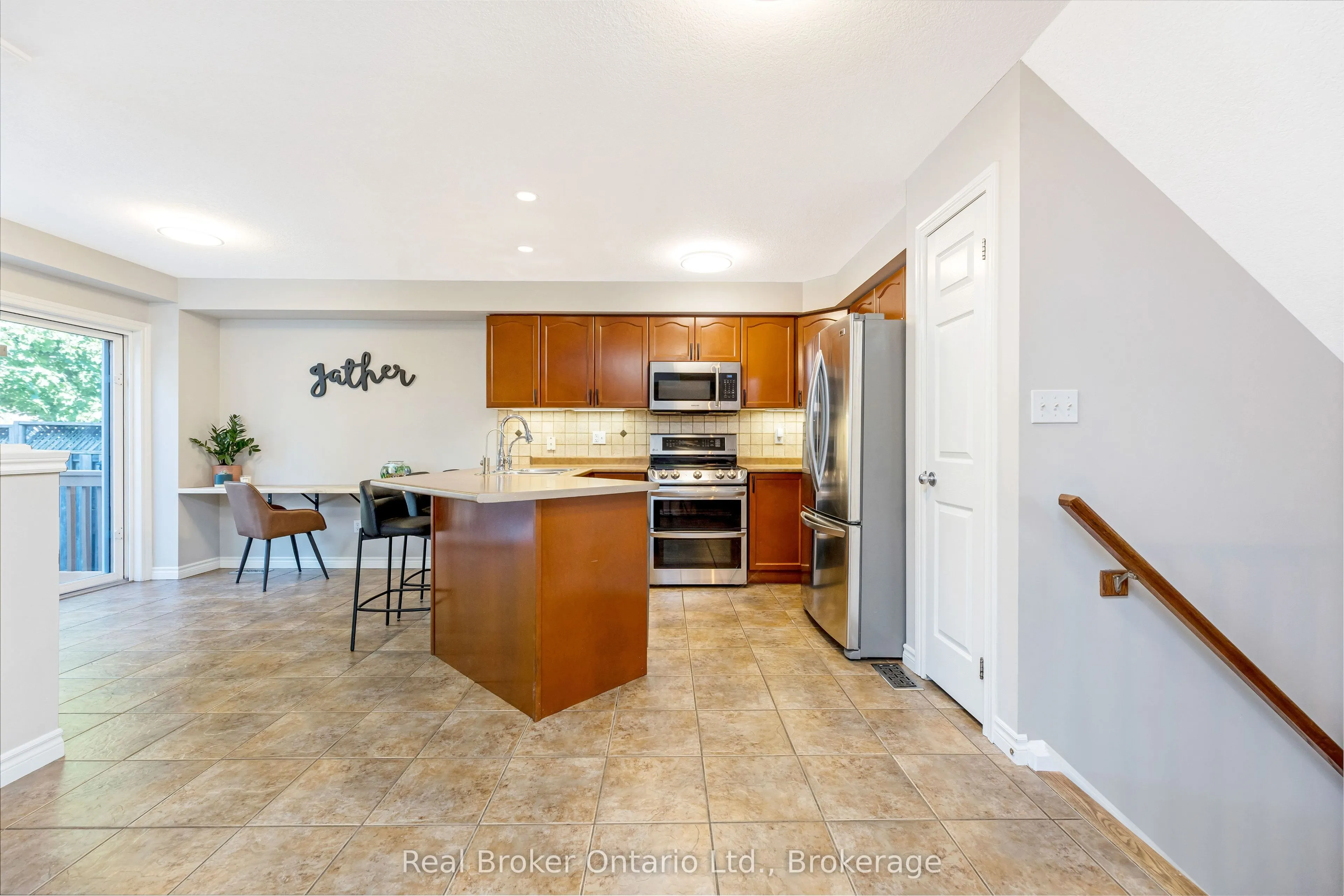 22 ATTO Drive