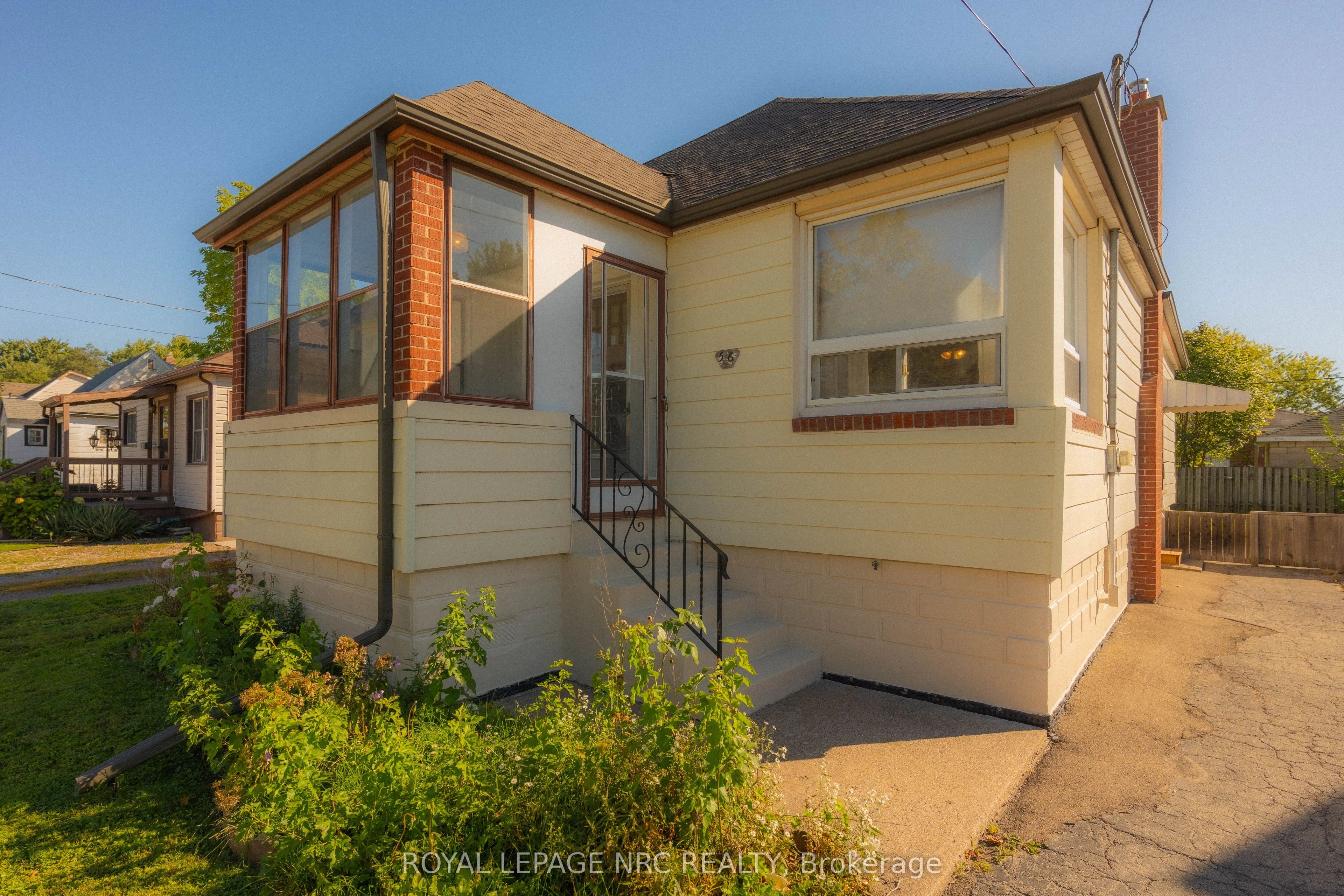 56 Lyons Avenue