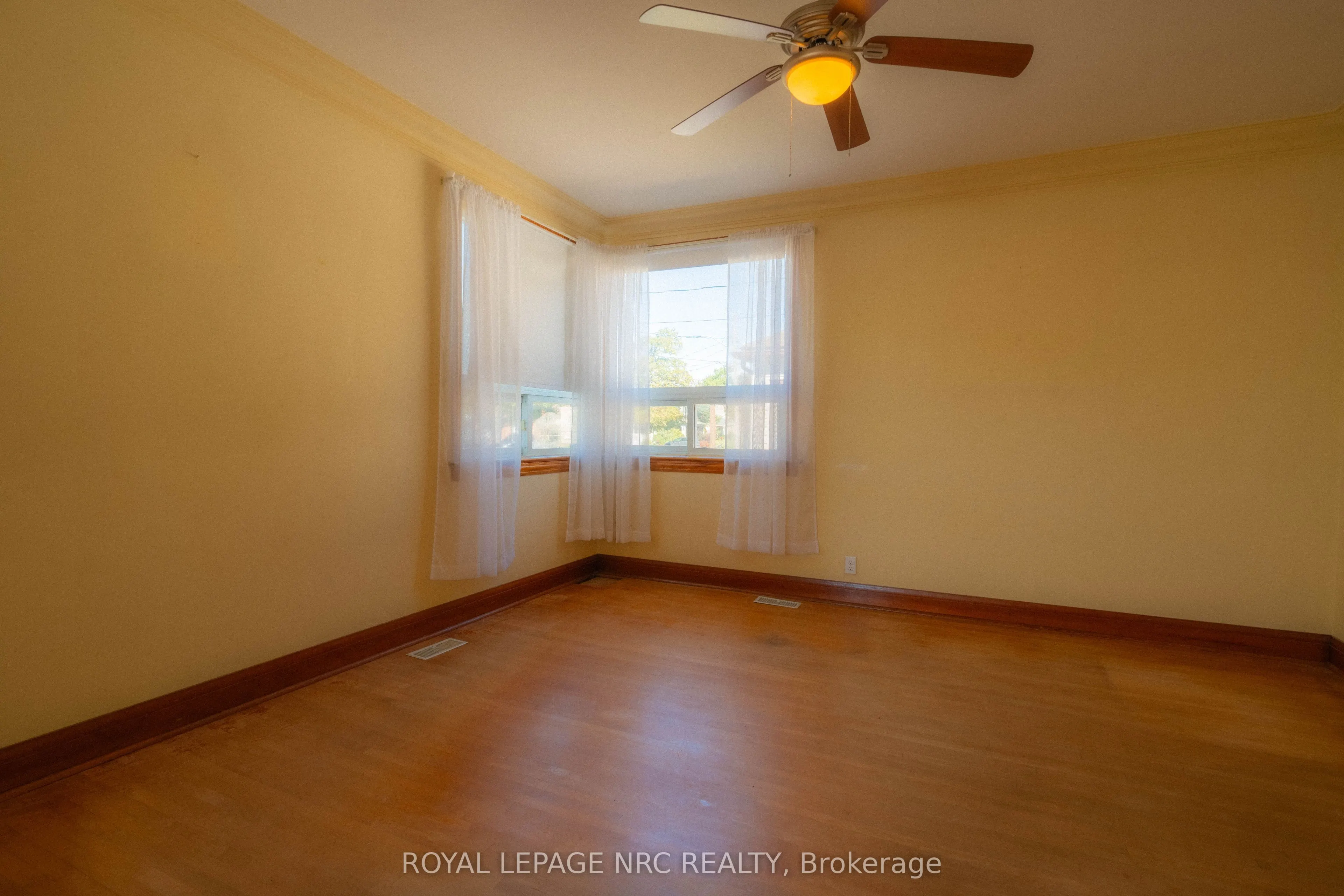 56 Lyons Avenue