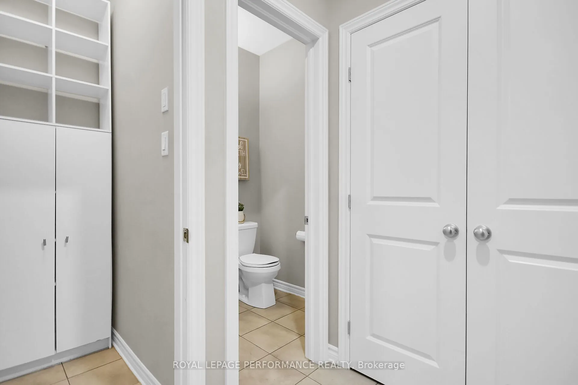 522 Silverbell Crescent
