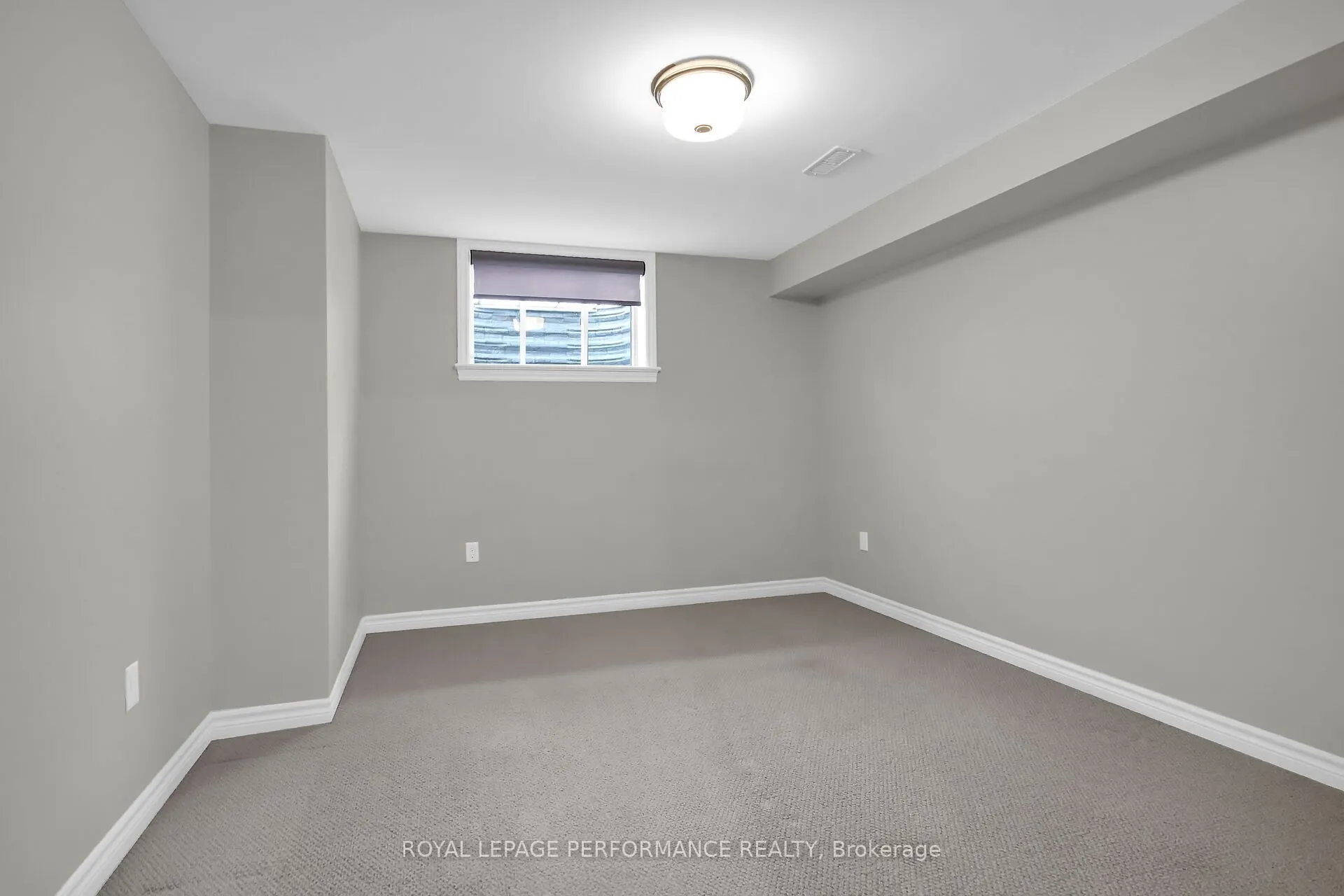 522 Silverbell Crescent