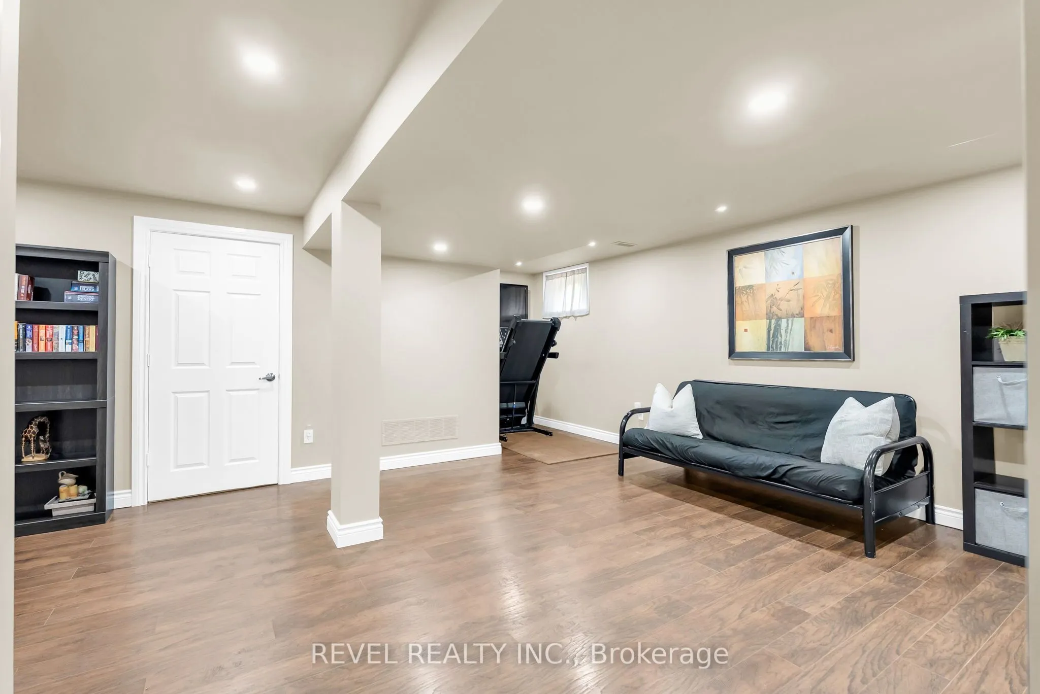 14 Devonleigh Drive