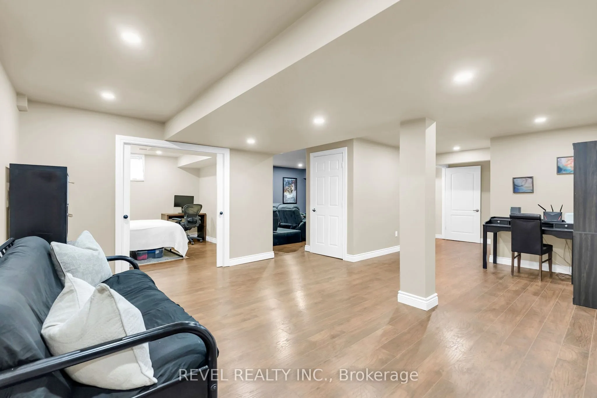 14 Devonleigh Drive