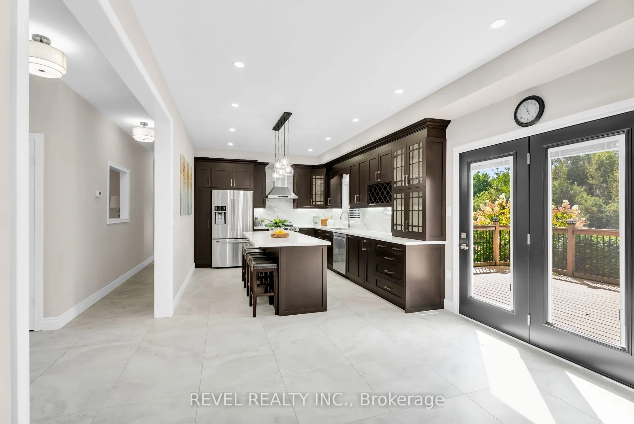 14 Devonleigh Drive