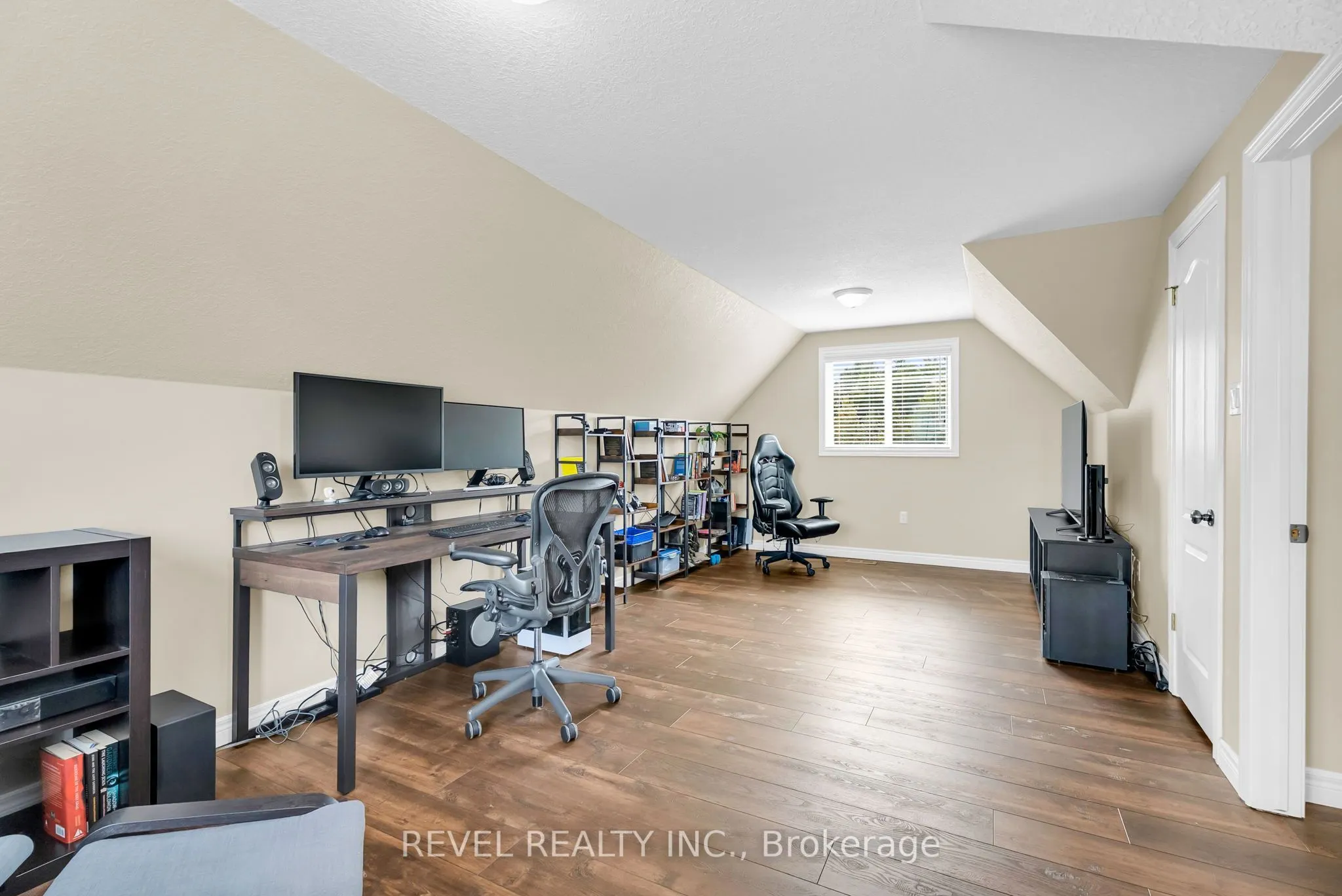 14 Devonleigh Drive