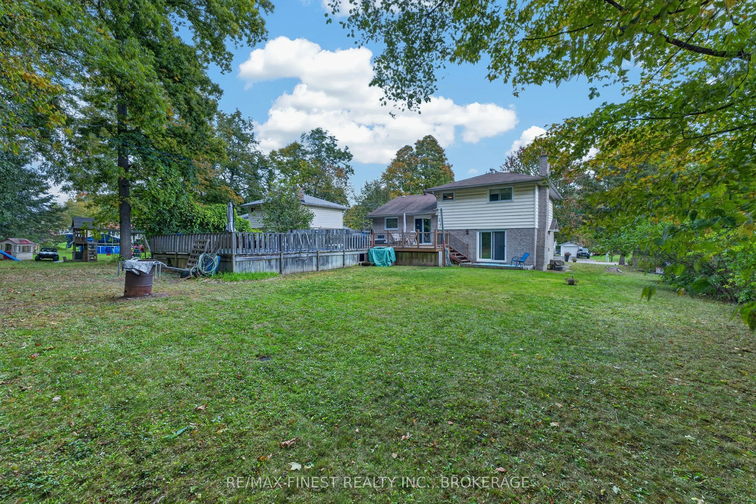 525 Whites Road
