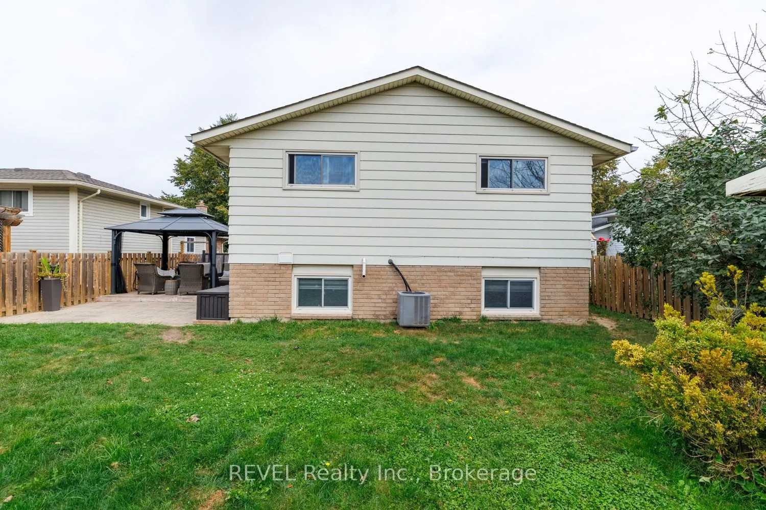 105 ELMA Street