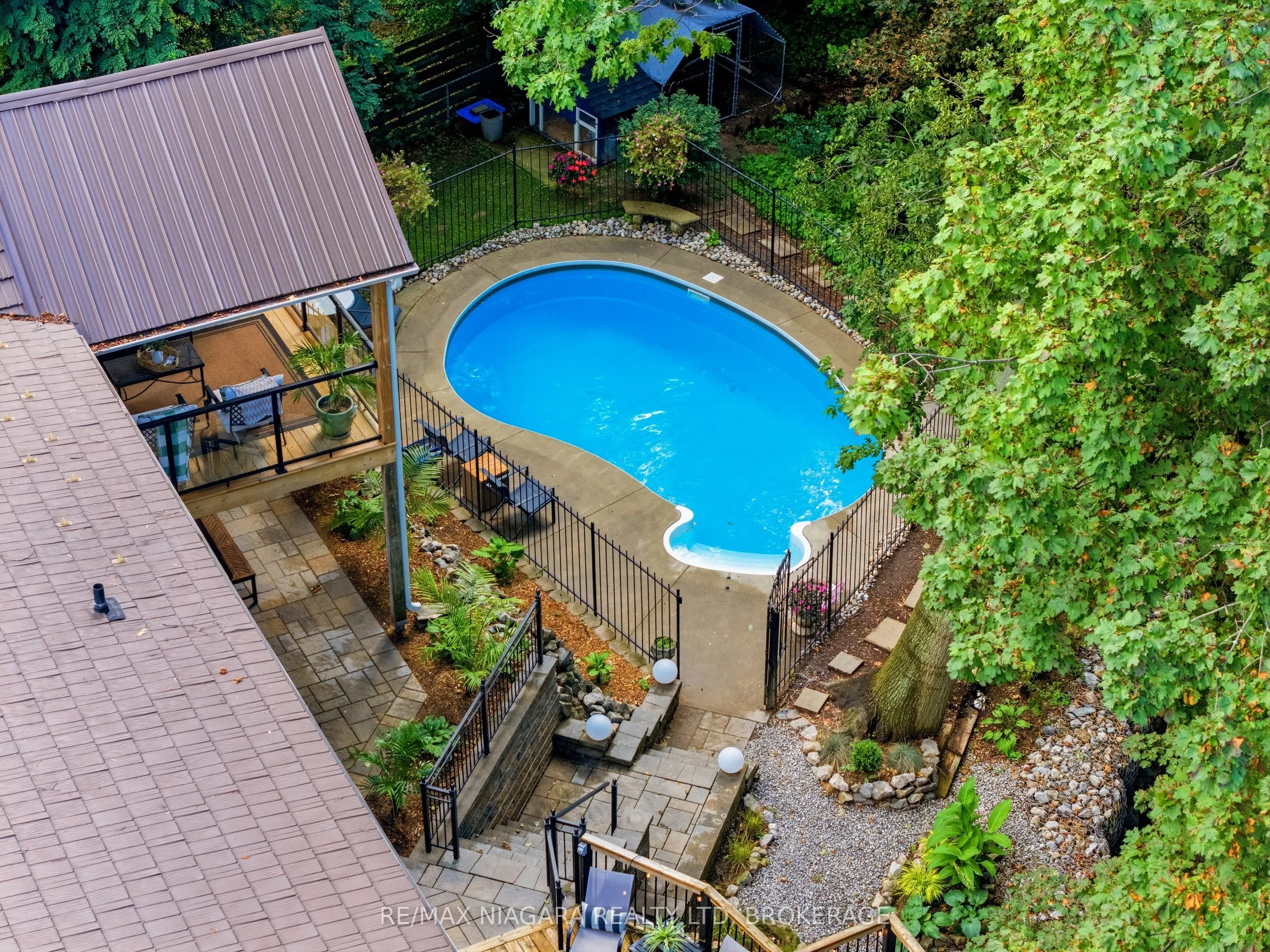 25 Berkhout Terrace