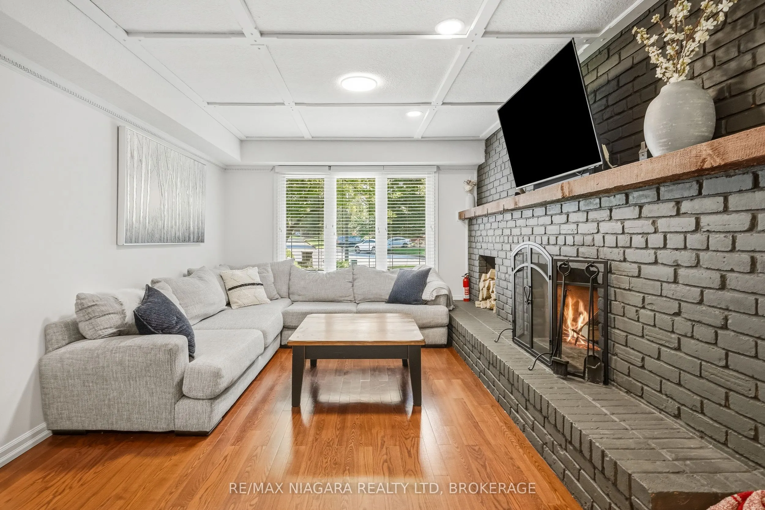 25 Berkhout Terrace