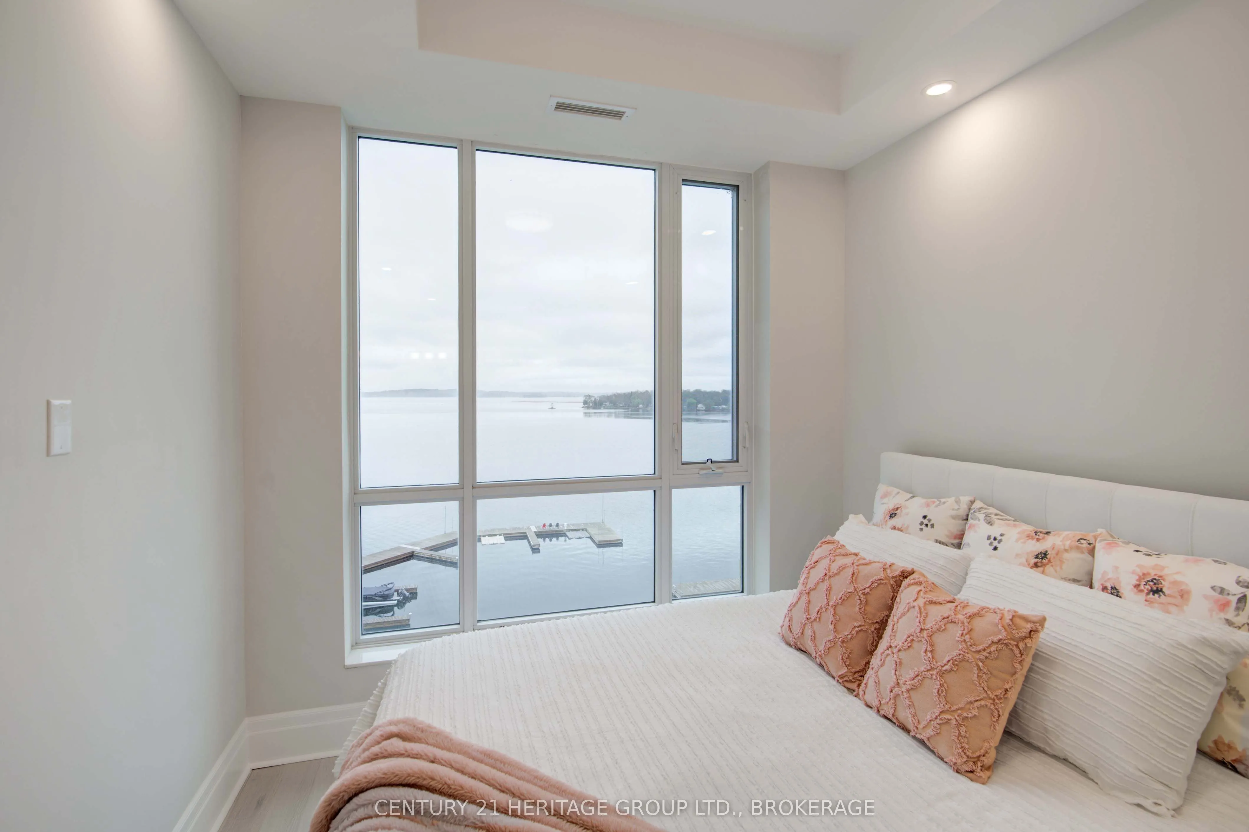 129 South Street #607