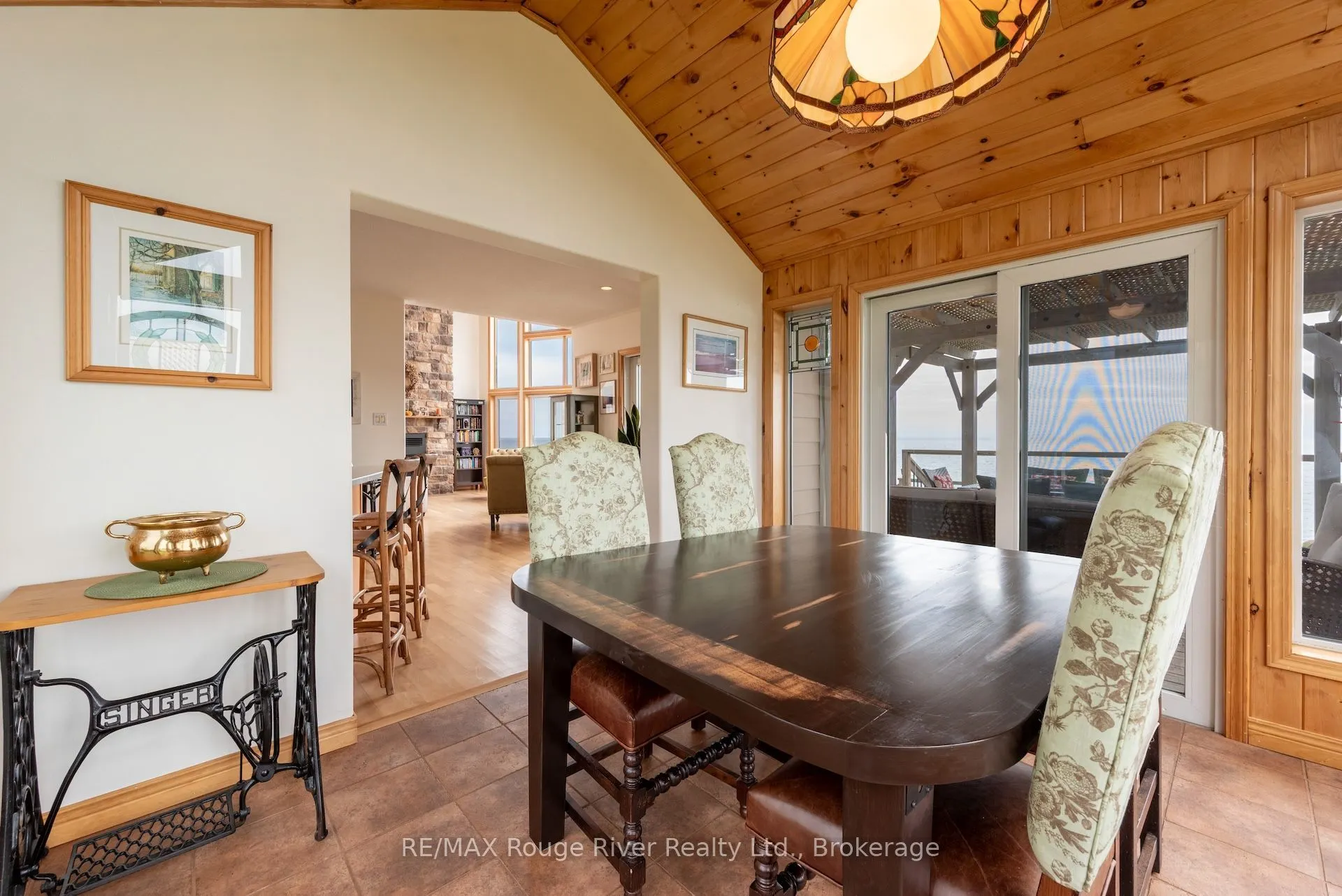 455 Lakeshore Road