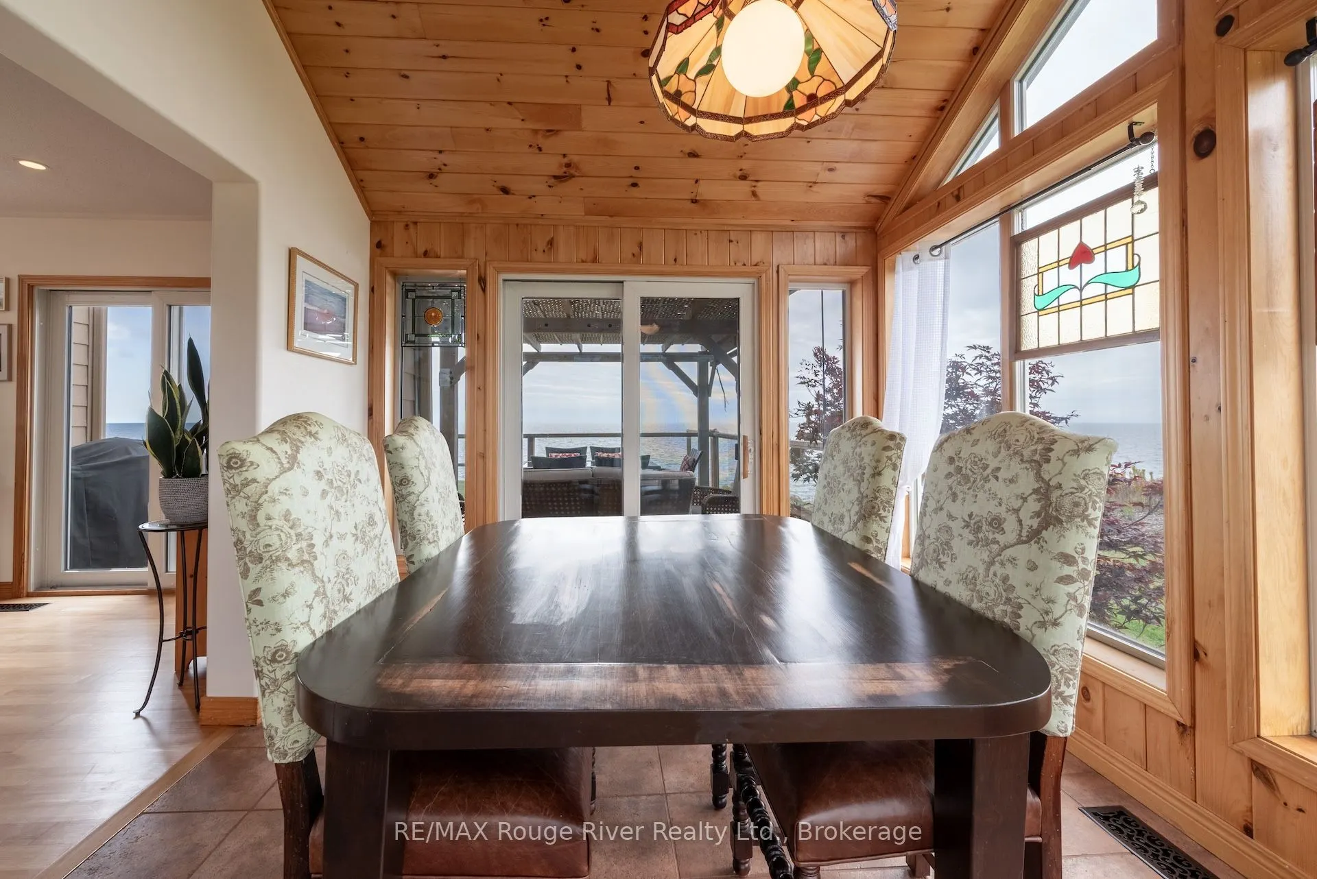 455 Lakeshore Road